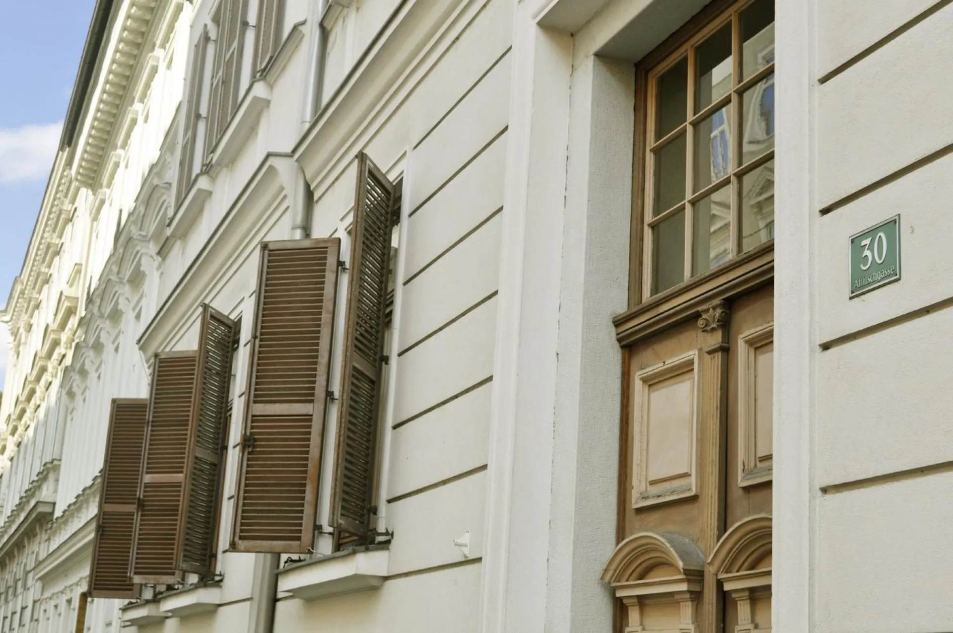 Apartment mit großem Balkon