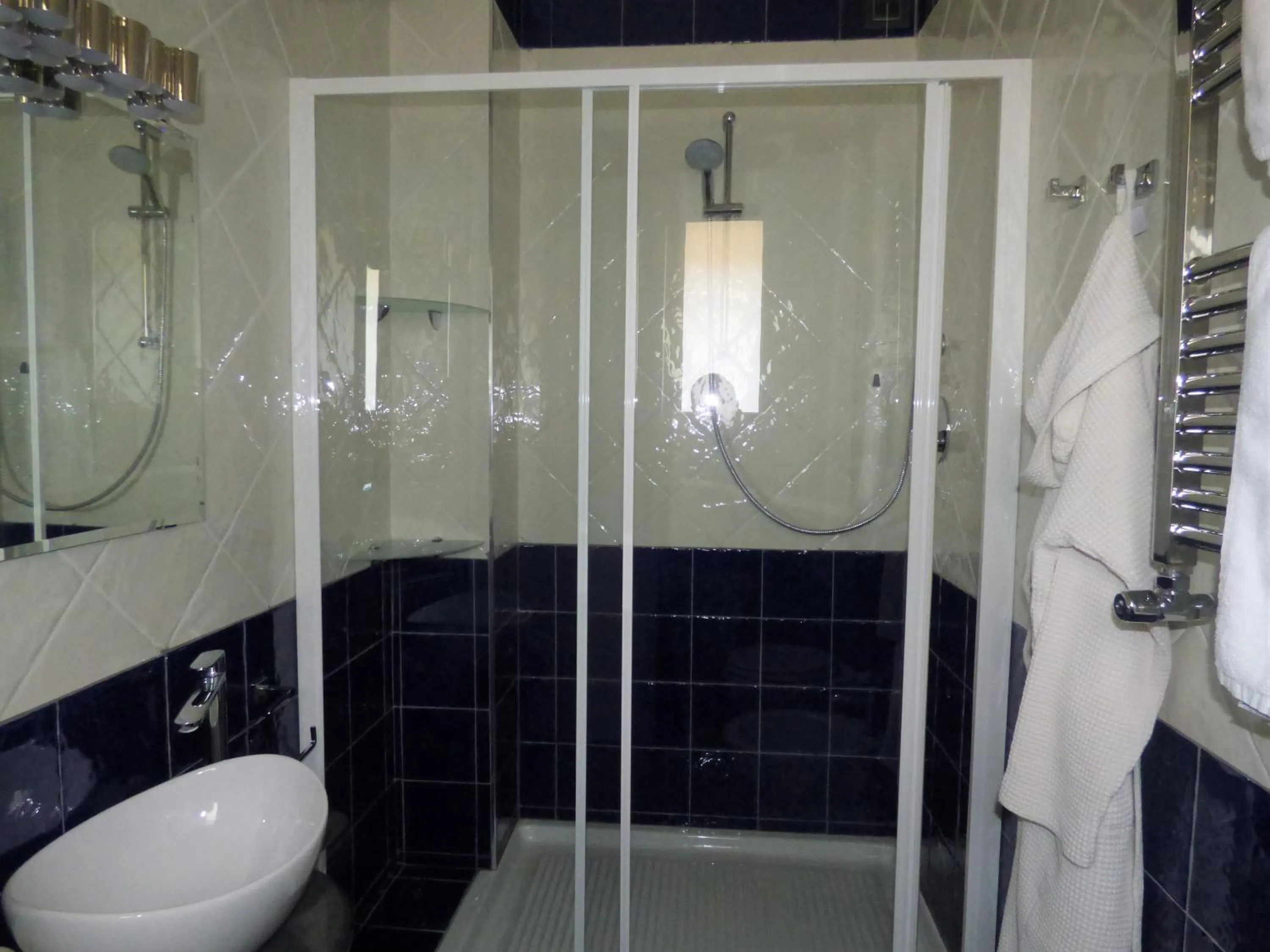 Toilet in Conte di Morelia