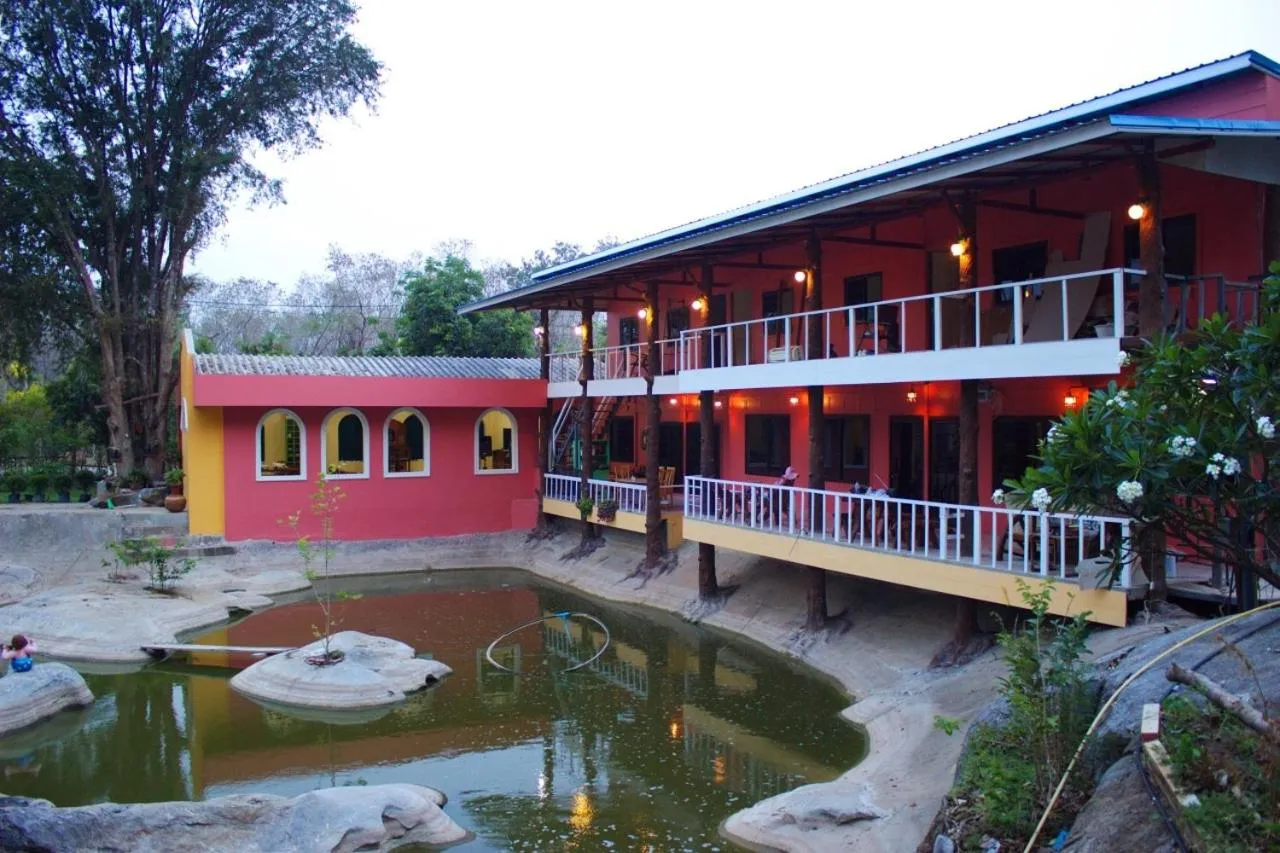 Property building in Yen at phayayen