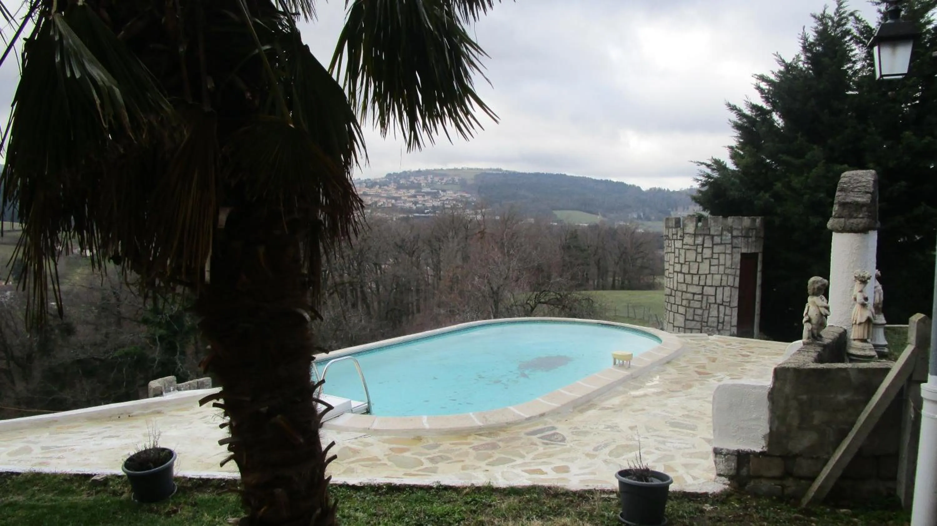 Pool view in Fouettara