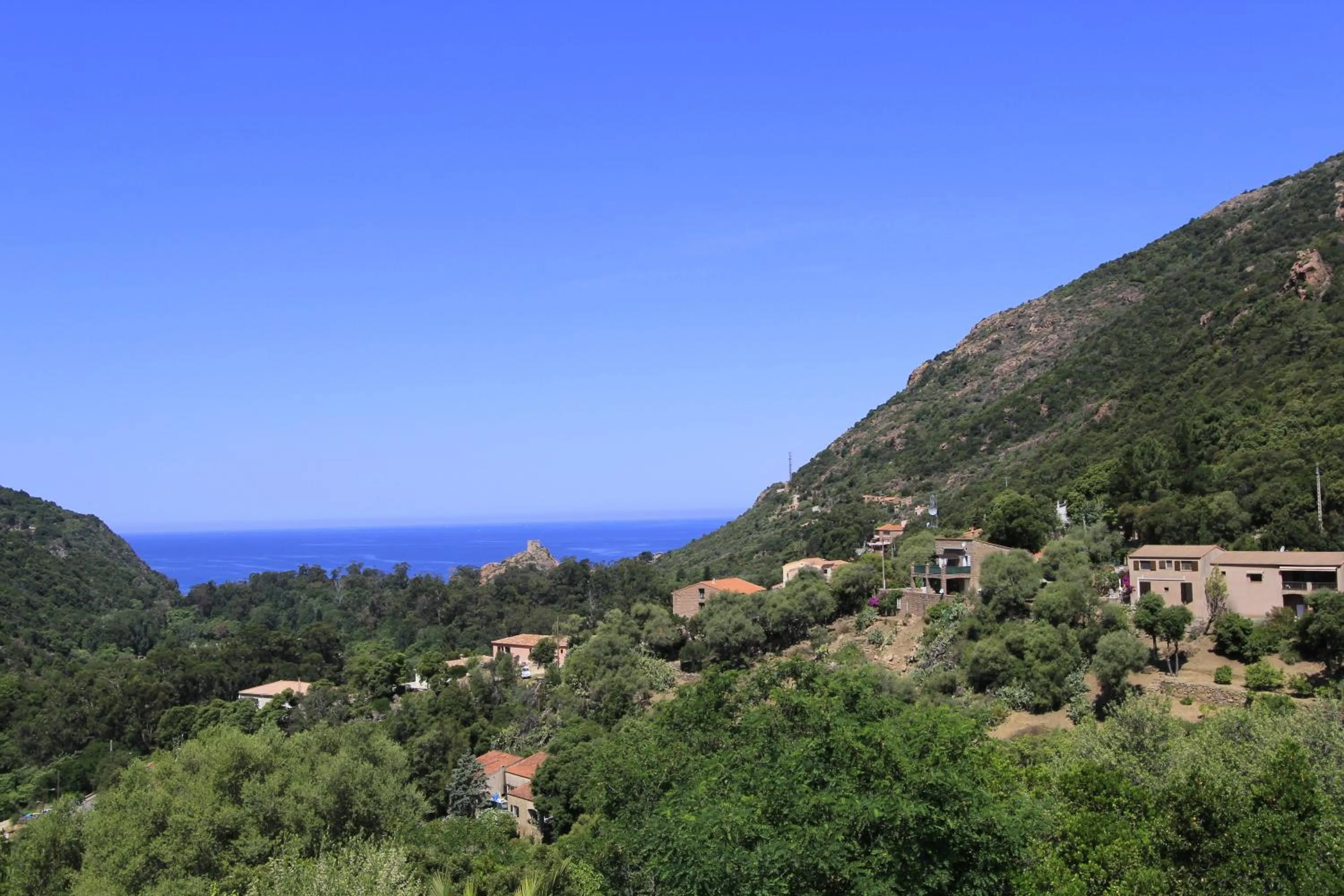 Natural landscape in Hôtel Bella Vista