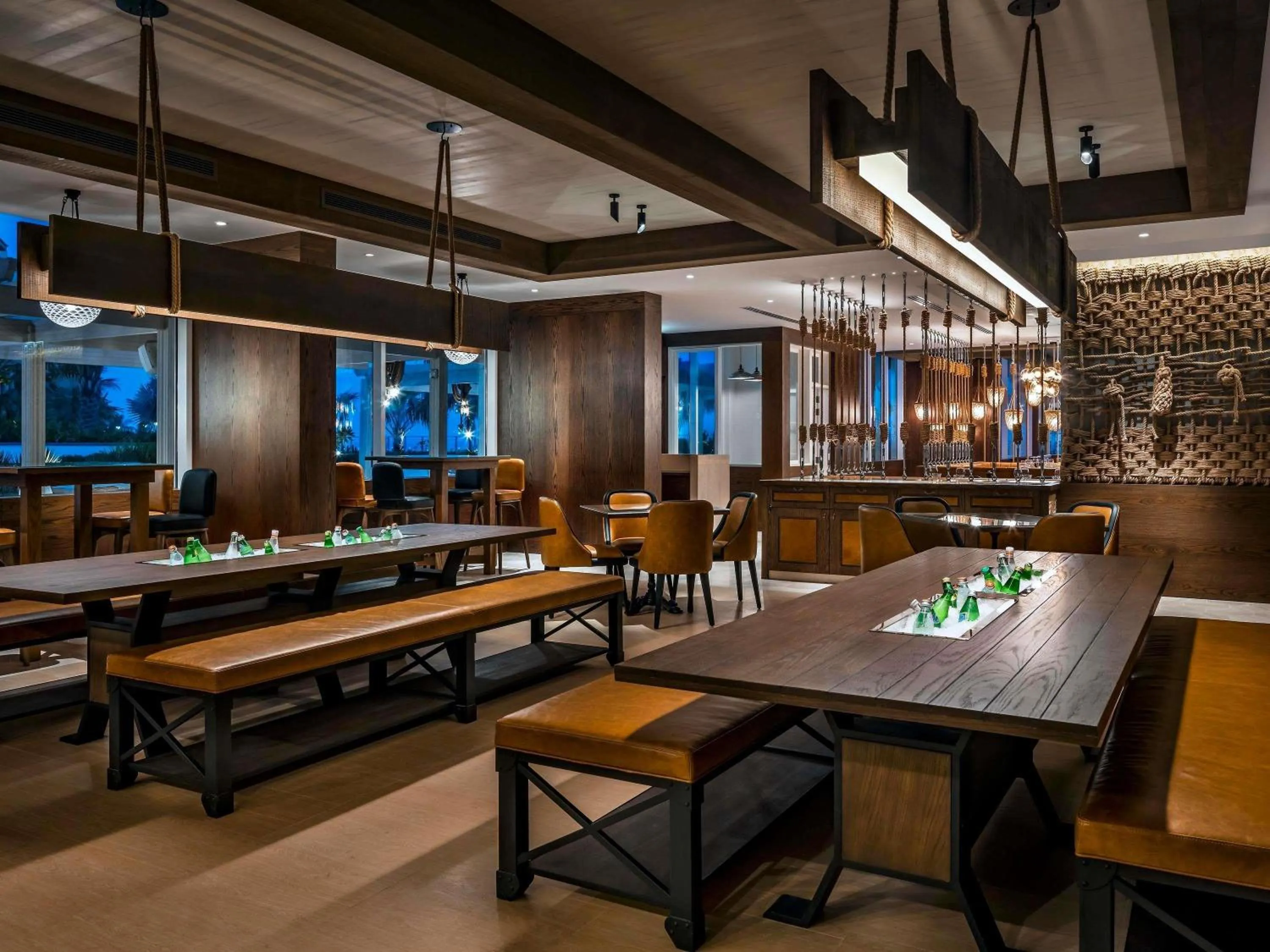 Restaurant/places to eat in Fairmont Fujairah Beach Resort