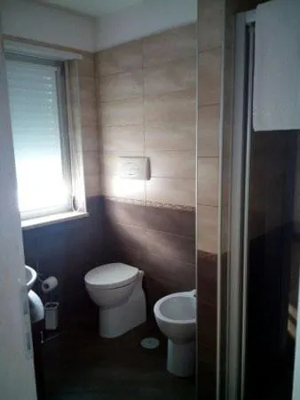 Shower in I Rocchi Hotel