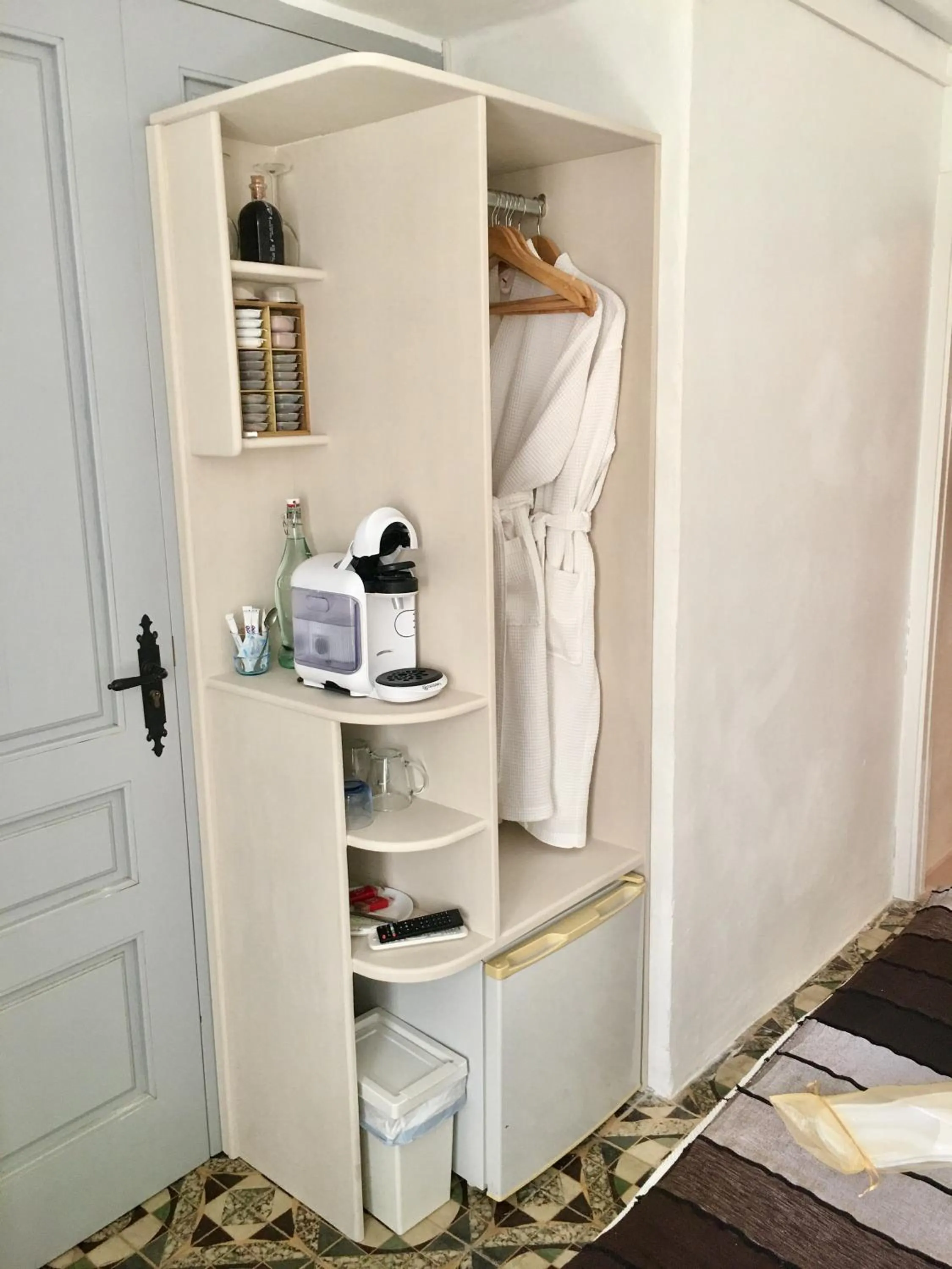 Coffee/tea facilities in Boutique B&B Número Cuatro