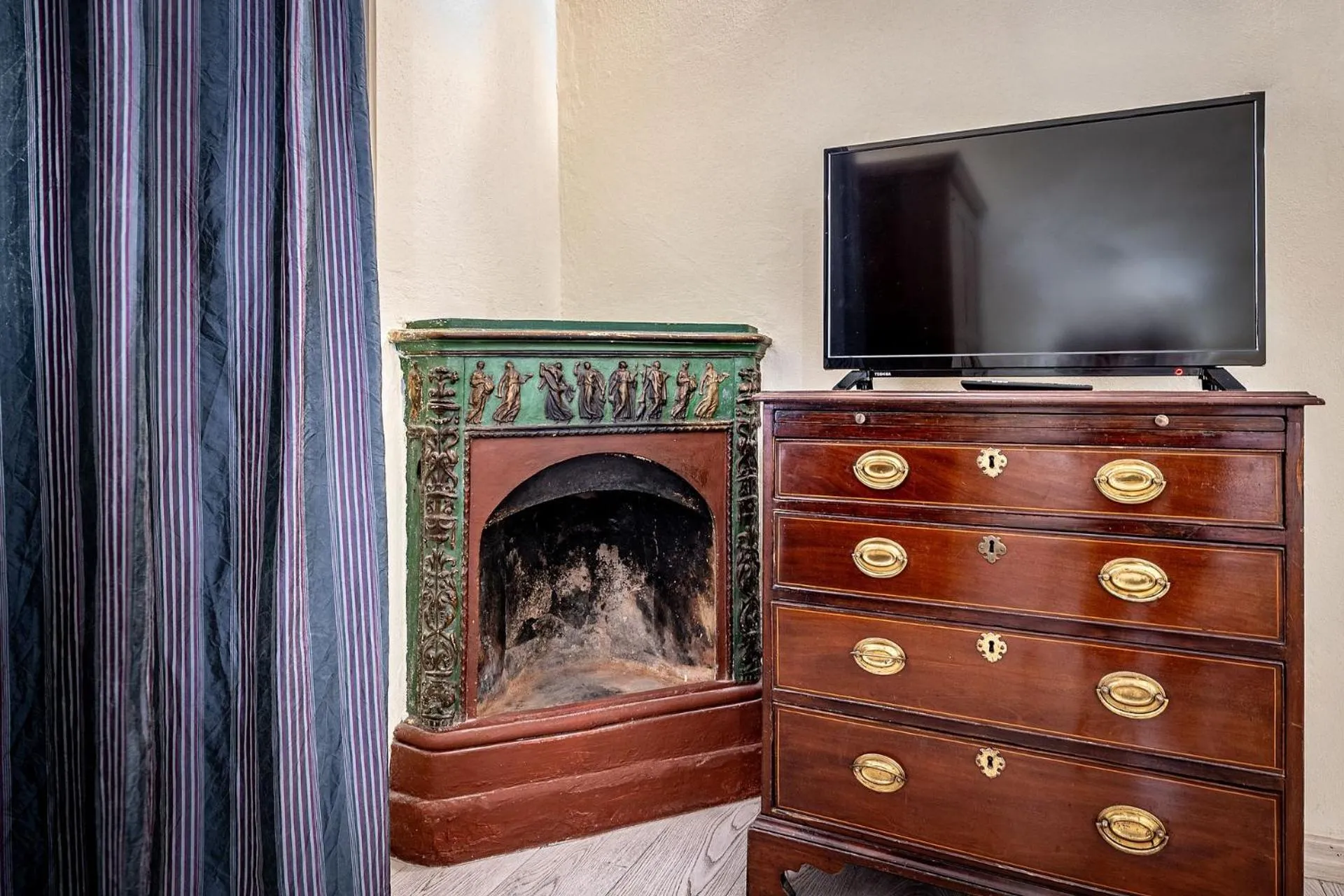 TV and multimedia in Residenza d'Epoca Palazzo Riblet