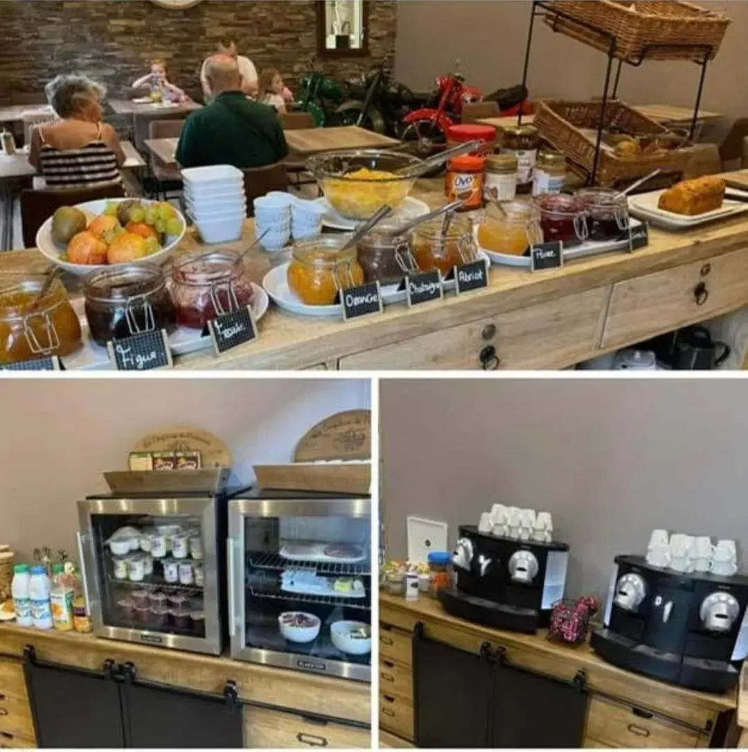 Breakfast in What Else Hotel Breakfast in What Else Hotel