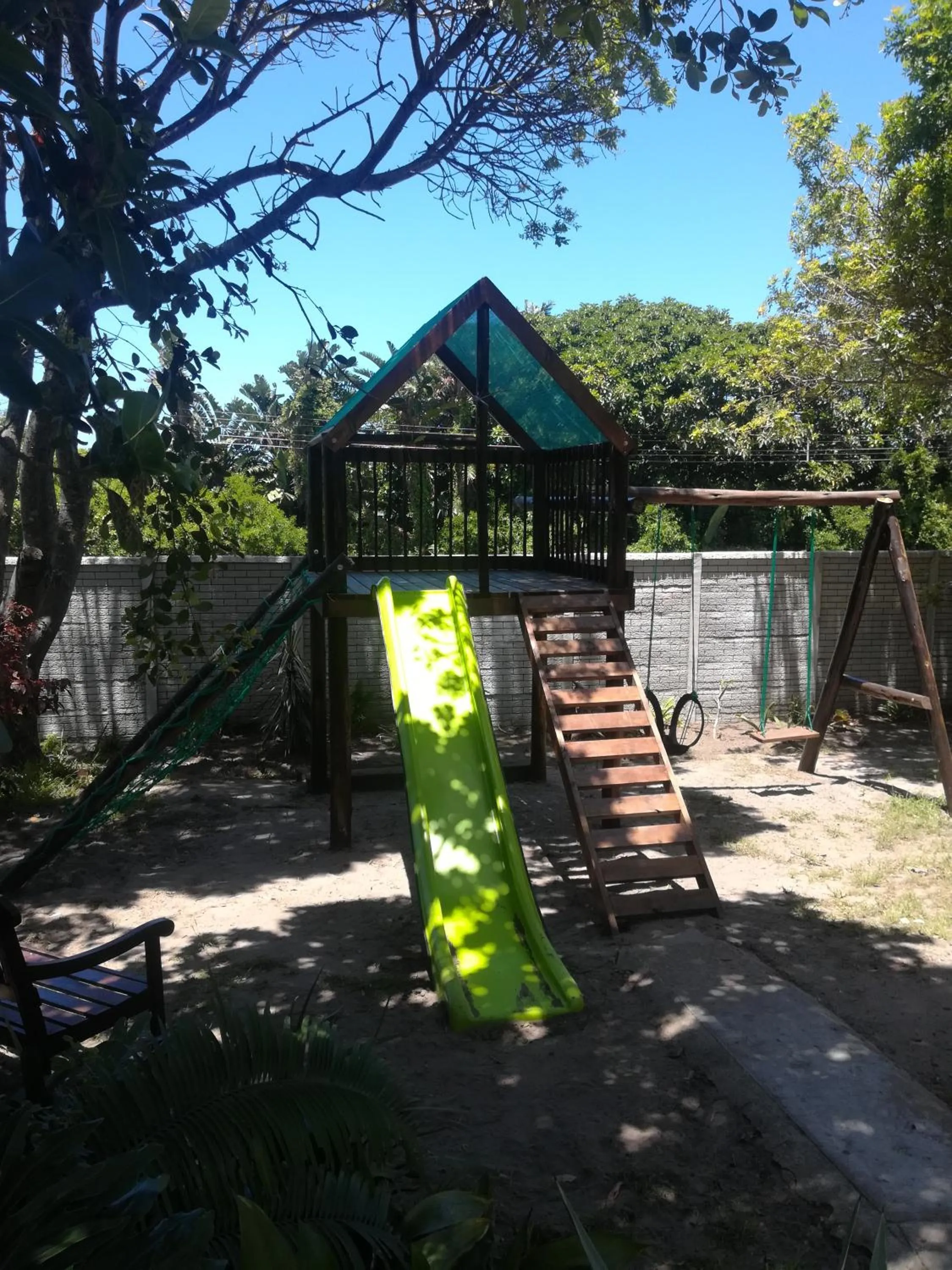 Area and facilities in The Birdhouse Bed & Breakfast #NO Loadshedding #Solar Energy