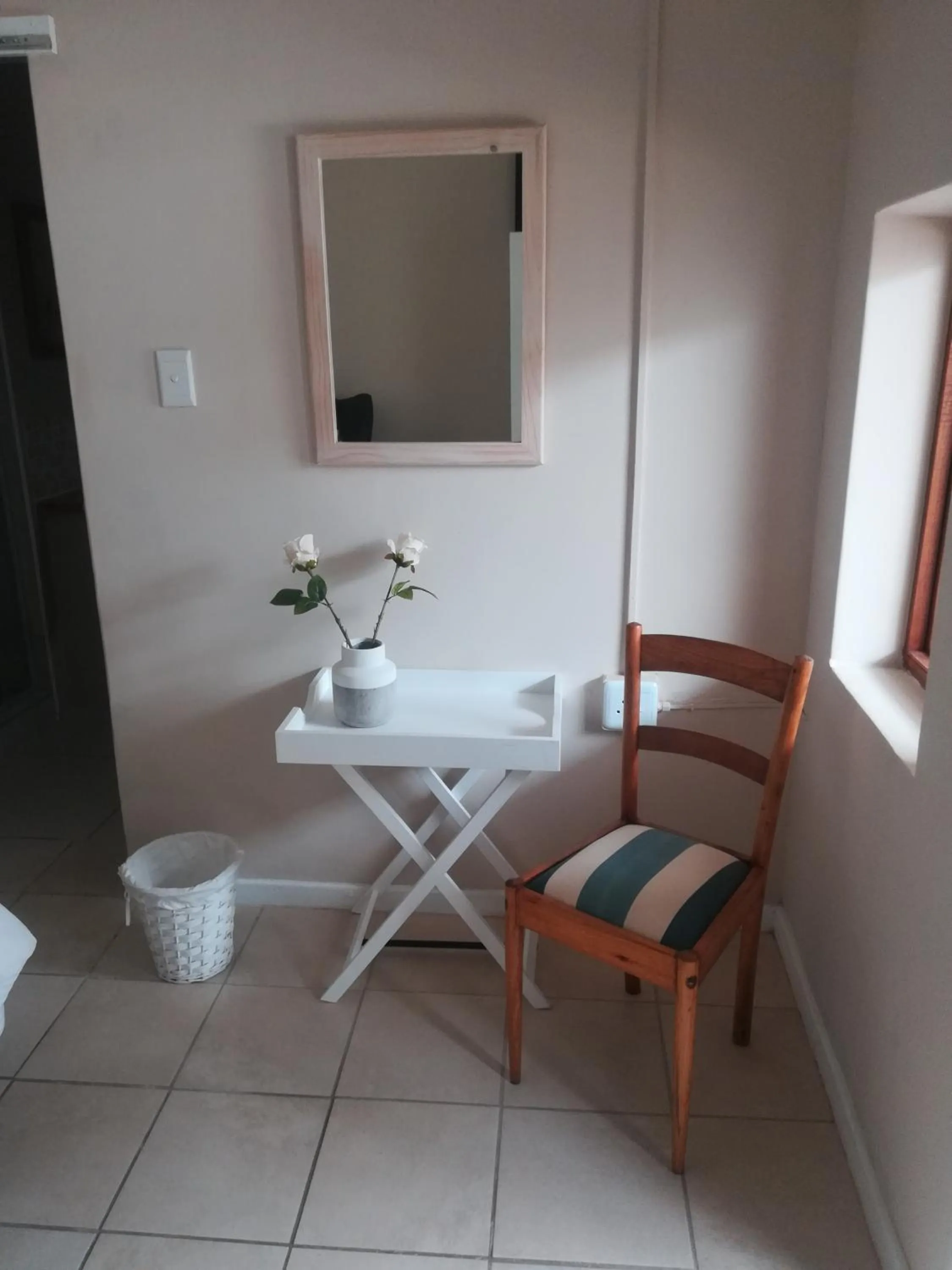 Decorative detail in The Birdhouse Bed & Breakfast #NO Loadshedding #Solar Energy