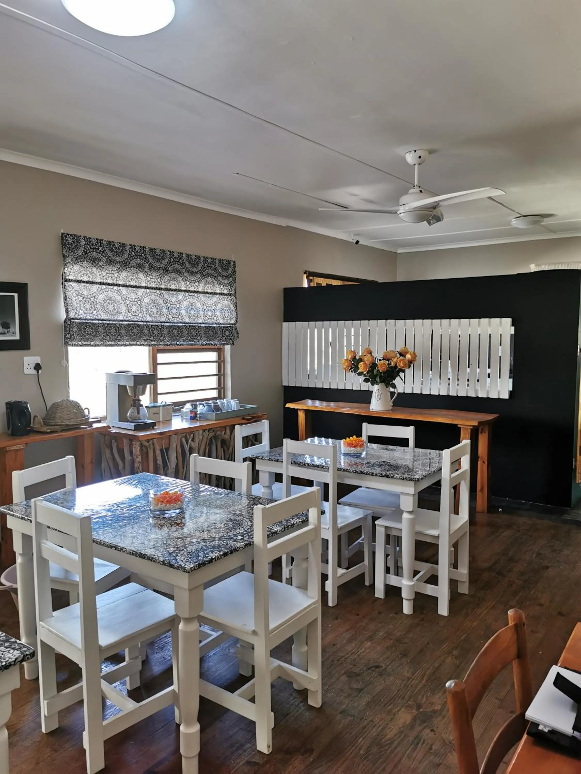 Breakfast in The Birdhouse Bed & Breakfast #NO Loadshedding #Solar Energy