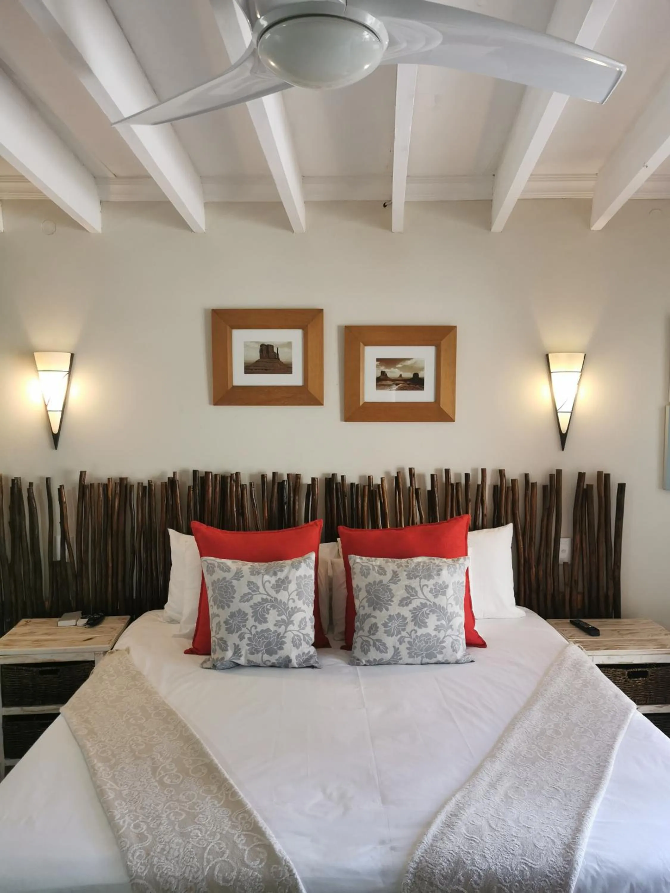 Bedroom, Bed in The Birdhouse Bed & Breakfast #NO Loadshedding #Solar Energy