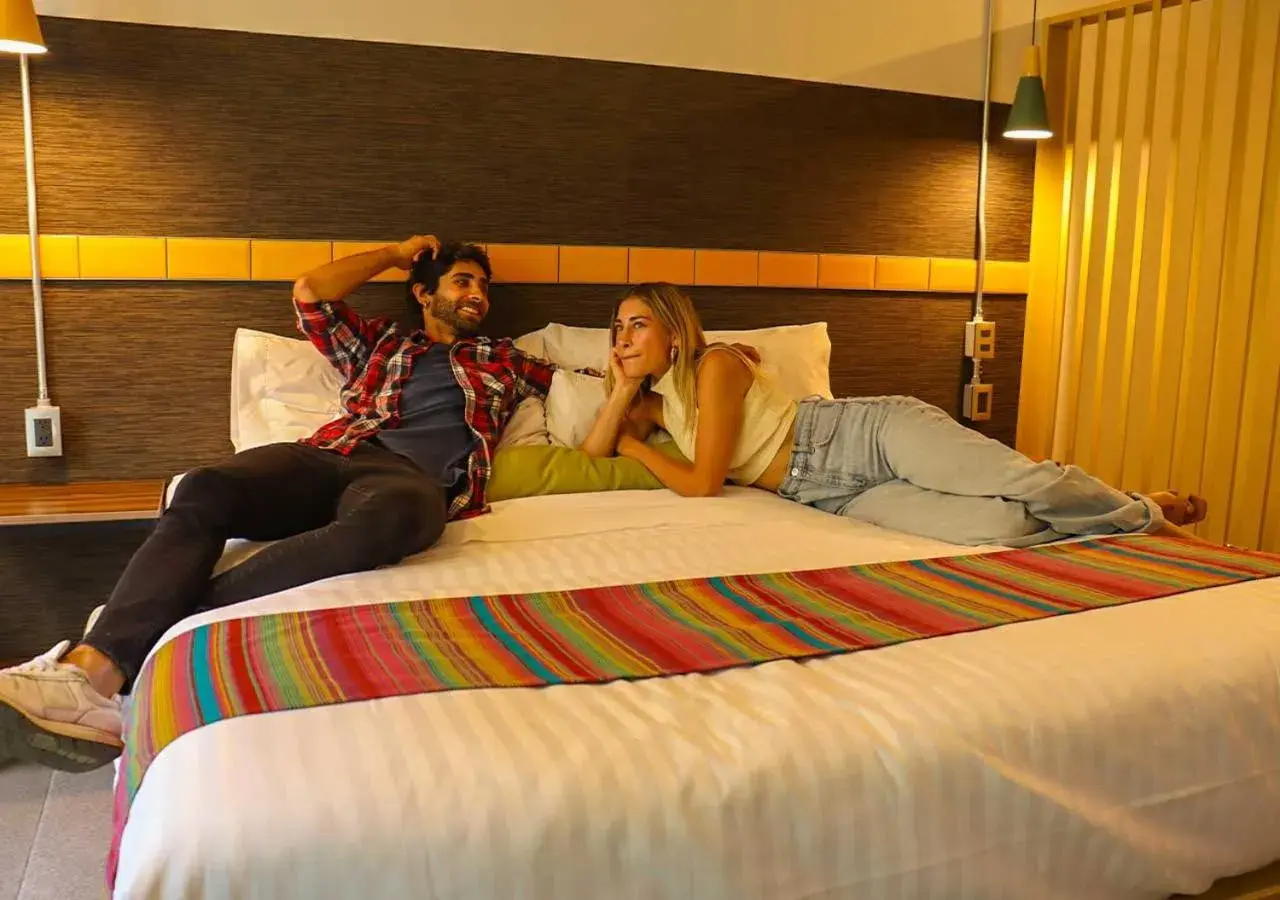 Deluxe Suite in The Host Business Suites at WTC Deluxe Suite in The Host Business Suites at WTC