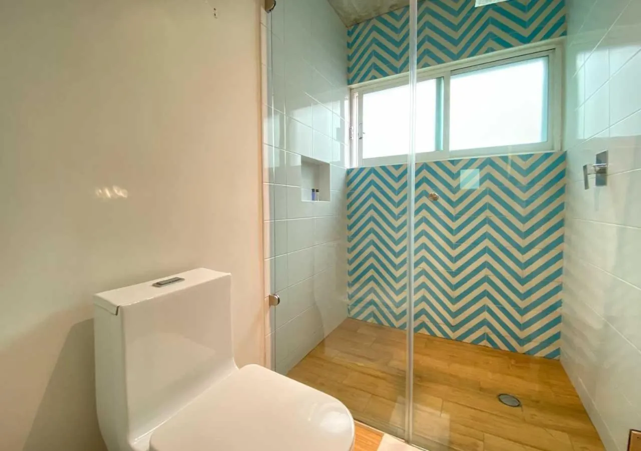 Shower in Estancias VIVE MX wtc