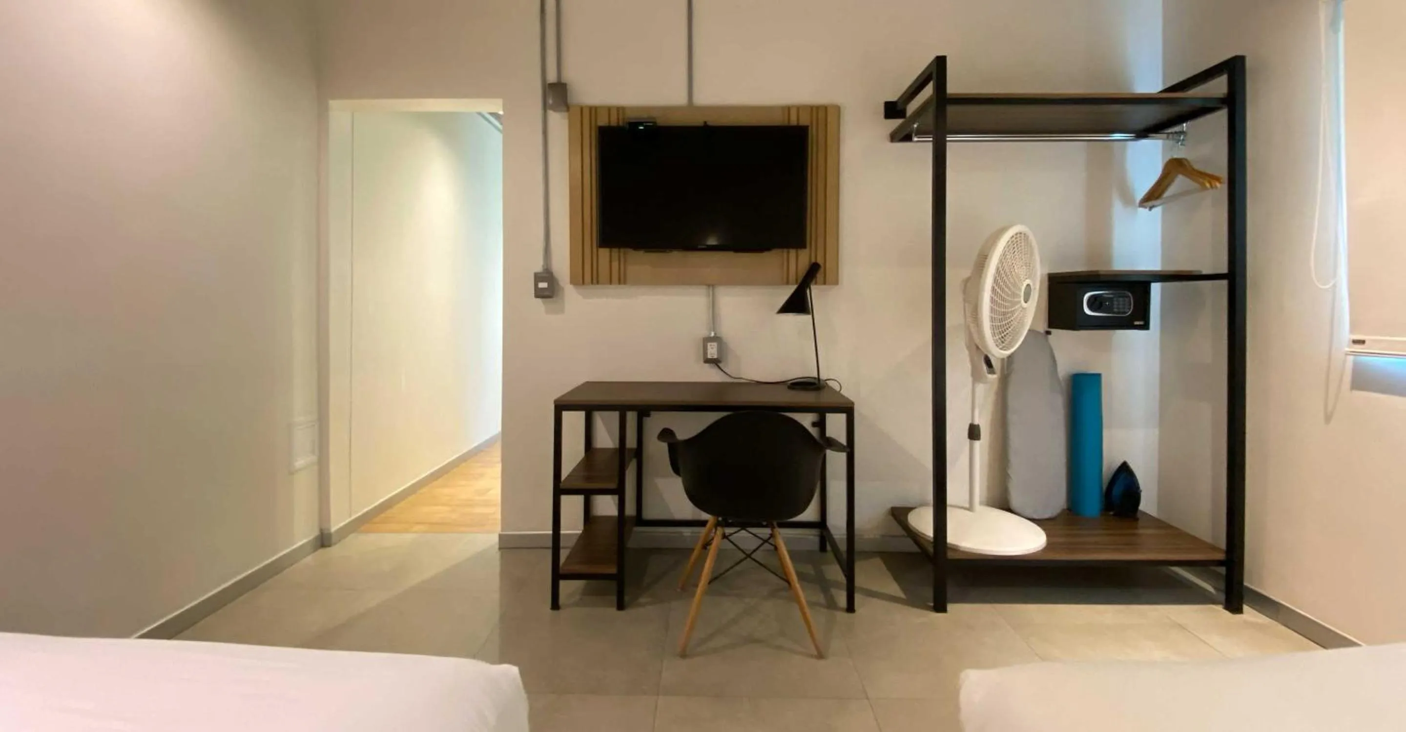TV and multimedia, Bed in Estancias VIVE MX wtc