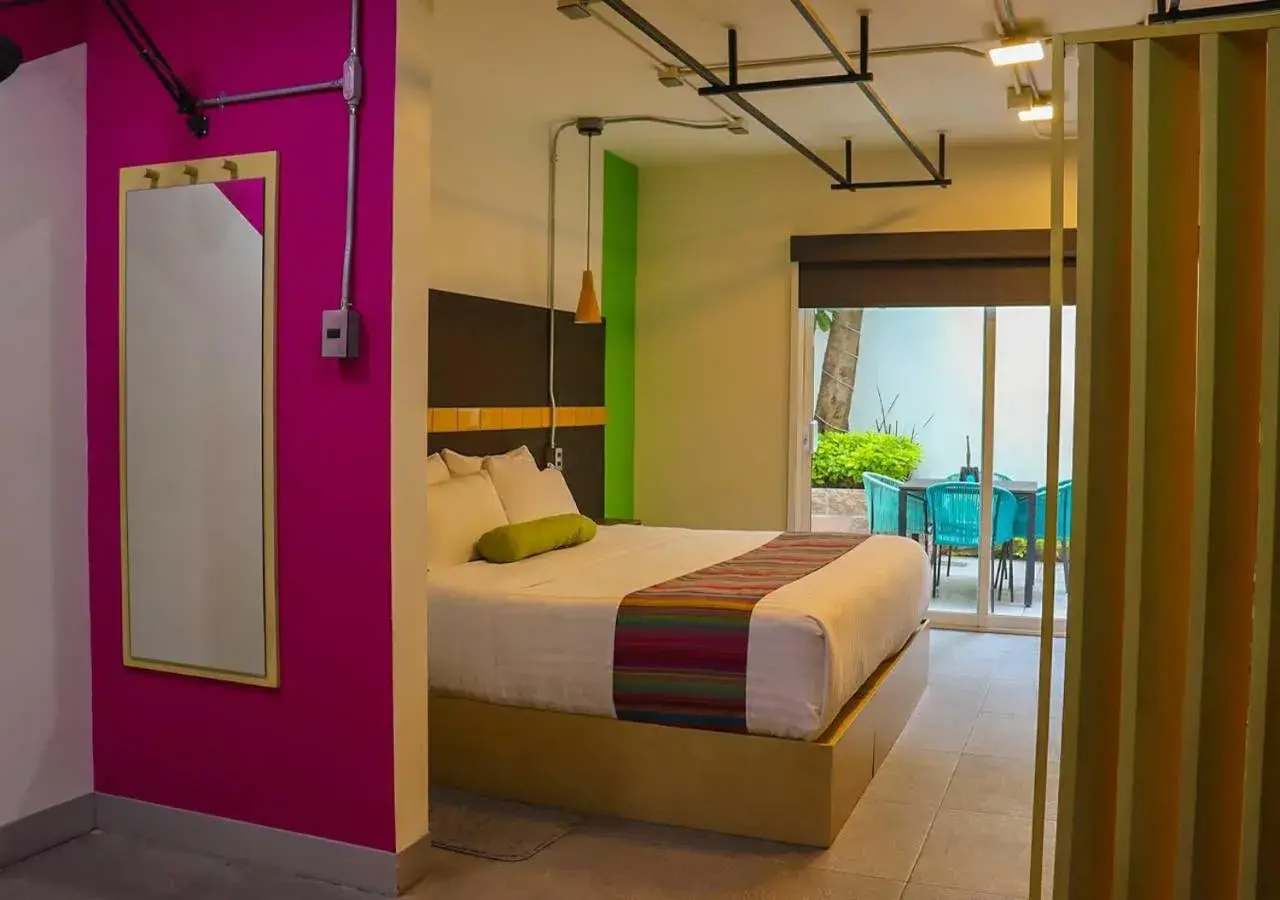 Photo of the whole room, Bed in The Host Business Suites at WTC Photo of the whole room, Bed in The Host Business Suites at WTC