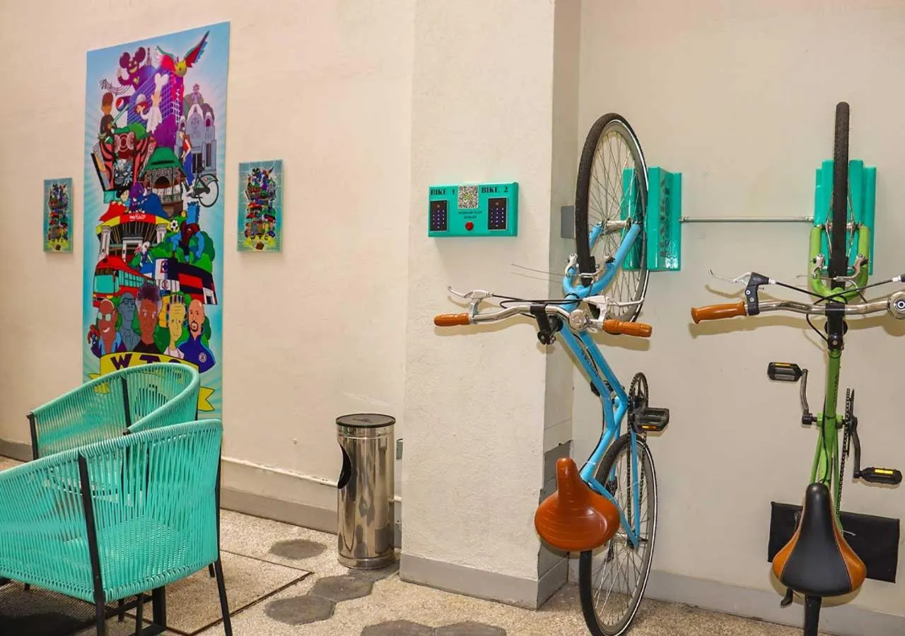 Cycling in Estancias VIVE MX wtc