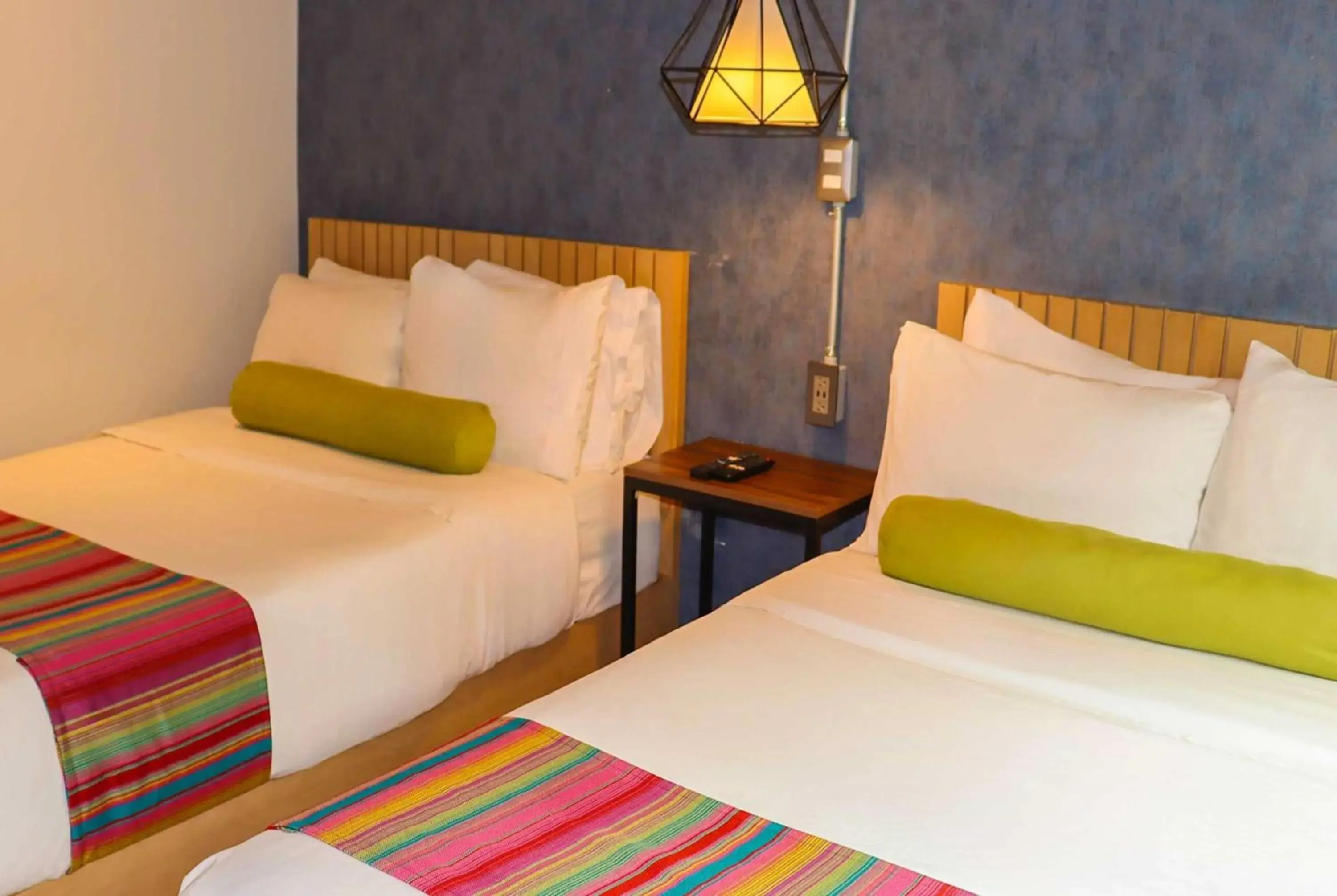 Photo of the whole room, Bed in Hotel Estancias VIVE MX wtc CDMX, Trademark by Wyndham Photo of the whole room, Bed in Hotel Estancias VIVE MX wtc CDMX, Trademark by Wyndham