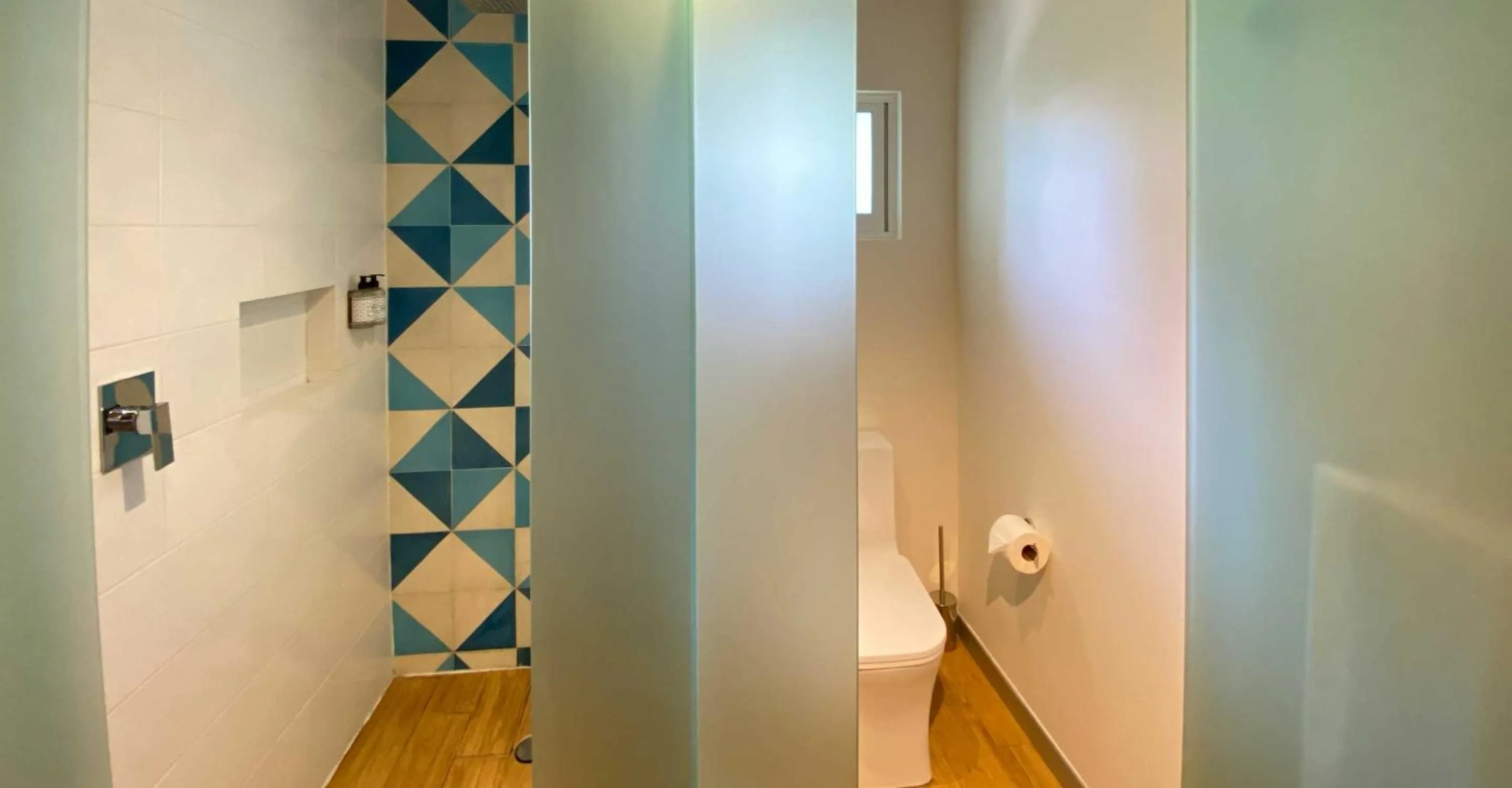 Toilet in Estancias VIVE MX wtc