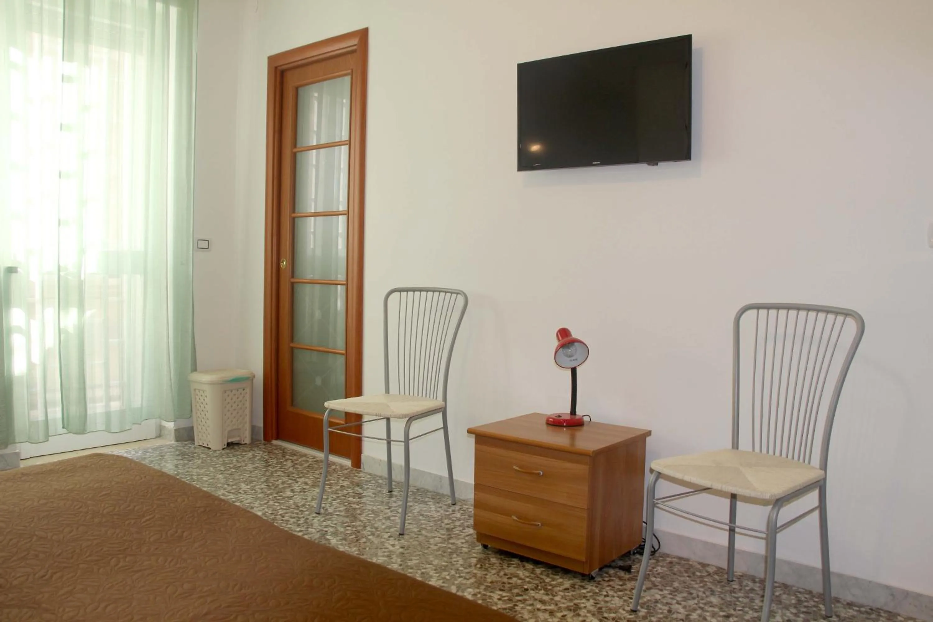 Bedroom in I due Baroni - fronte Campus