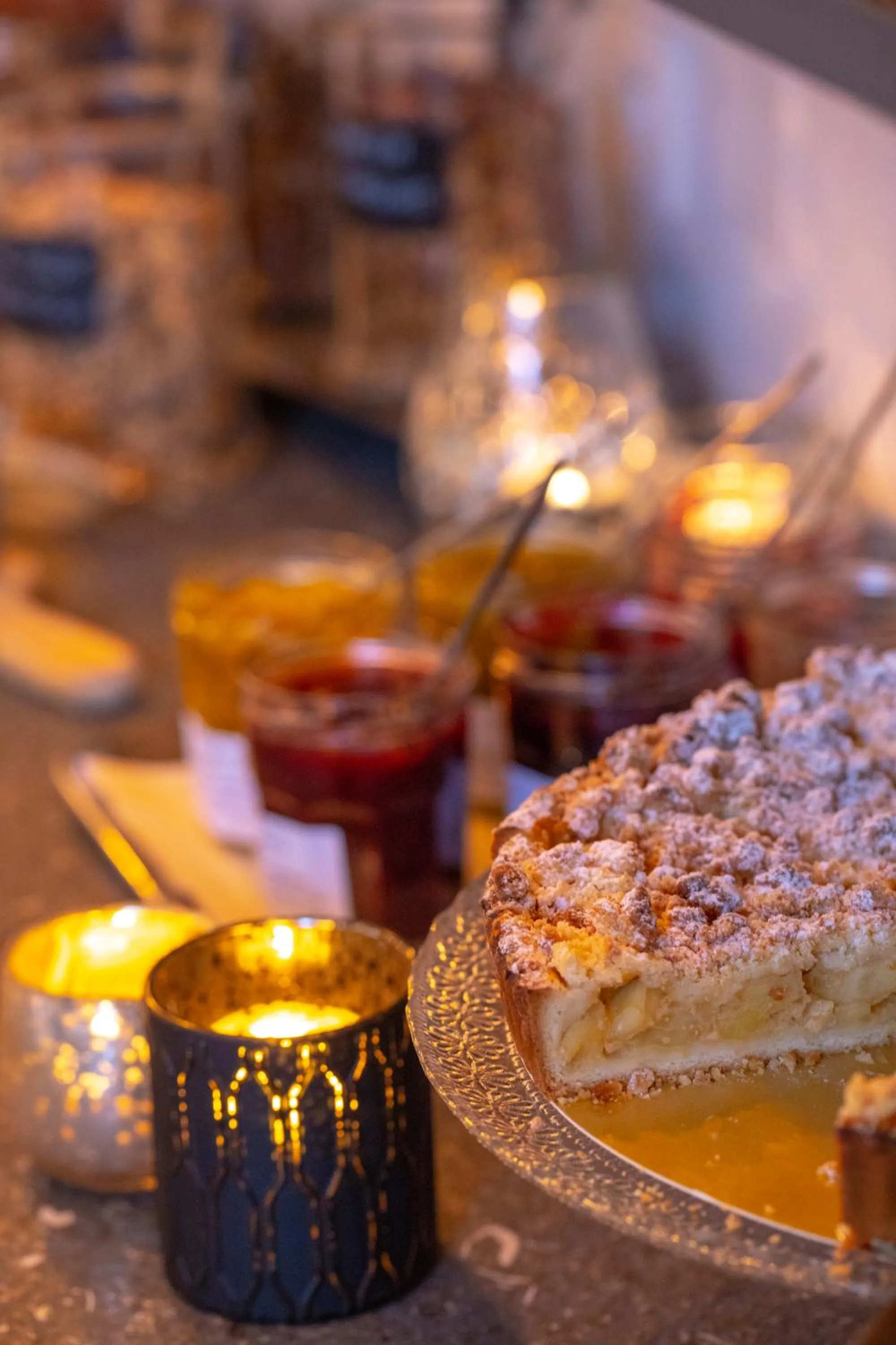 Food and drinks in Hotel Auberge St. Pol