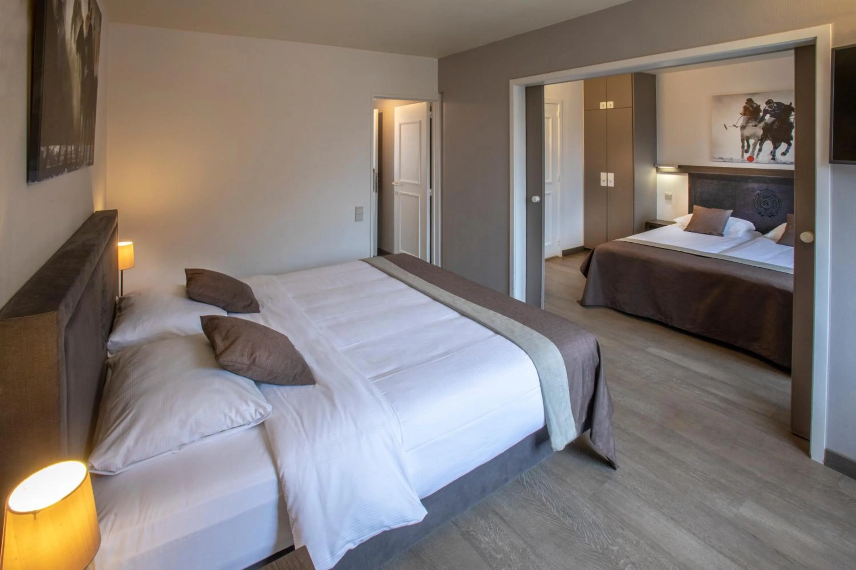 Bed in Hotel Auberge St. Pol