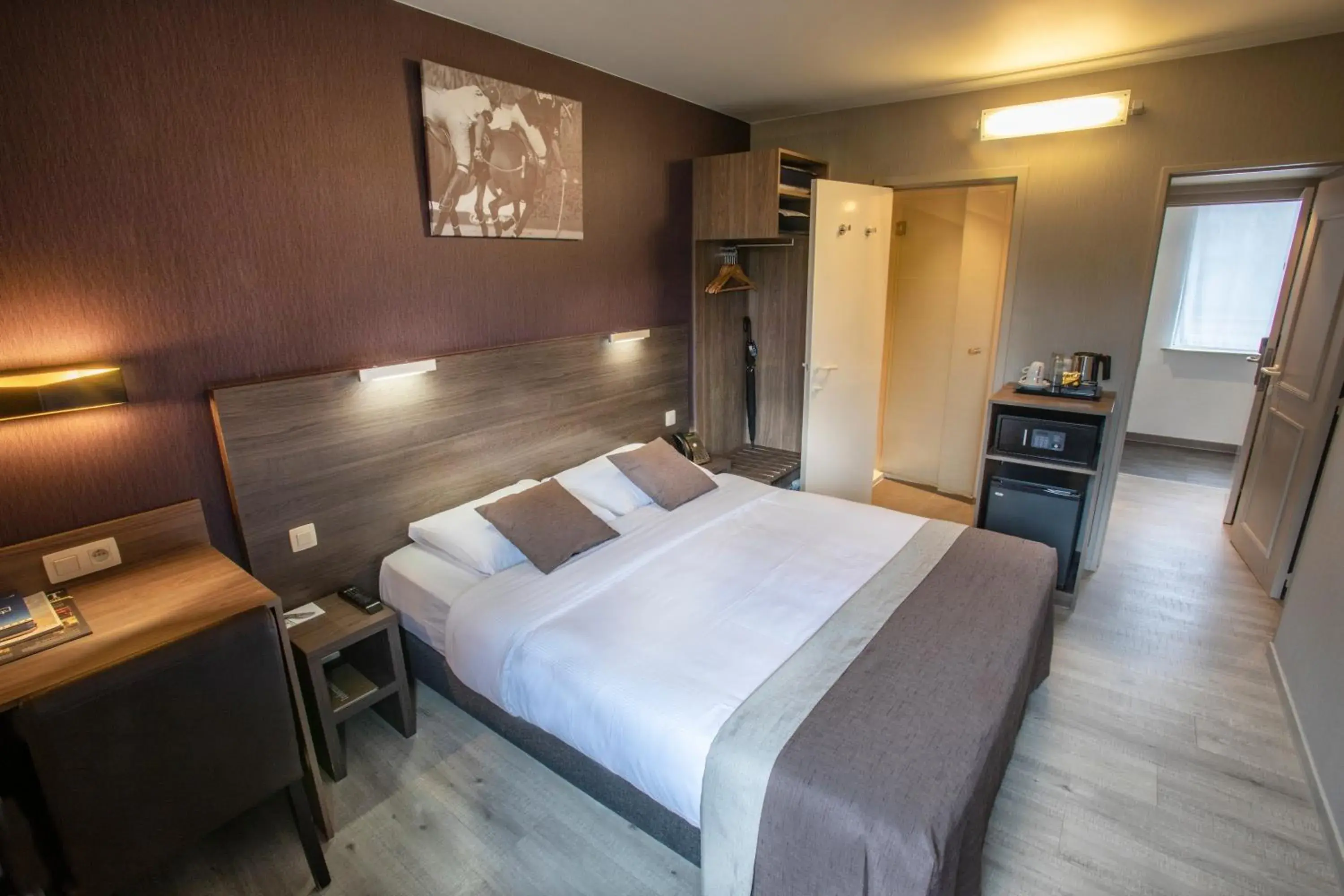 Small Double Room in Hotel Auberge St. Pol Small Double Room in Hotel Auberge St. Pol