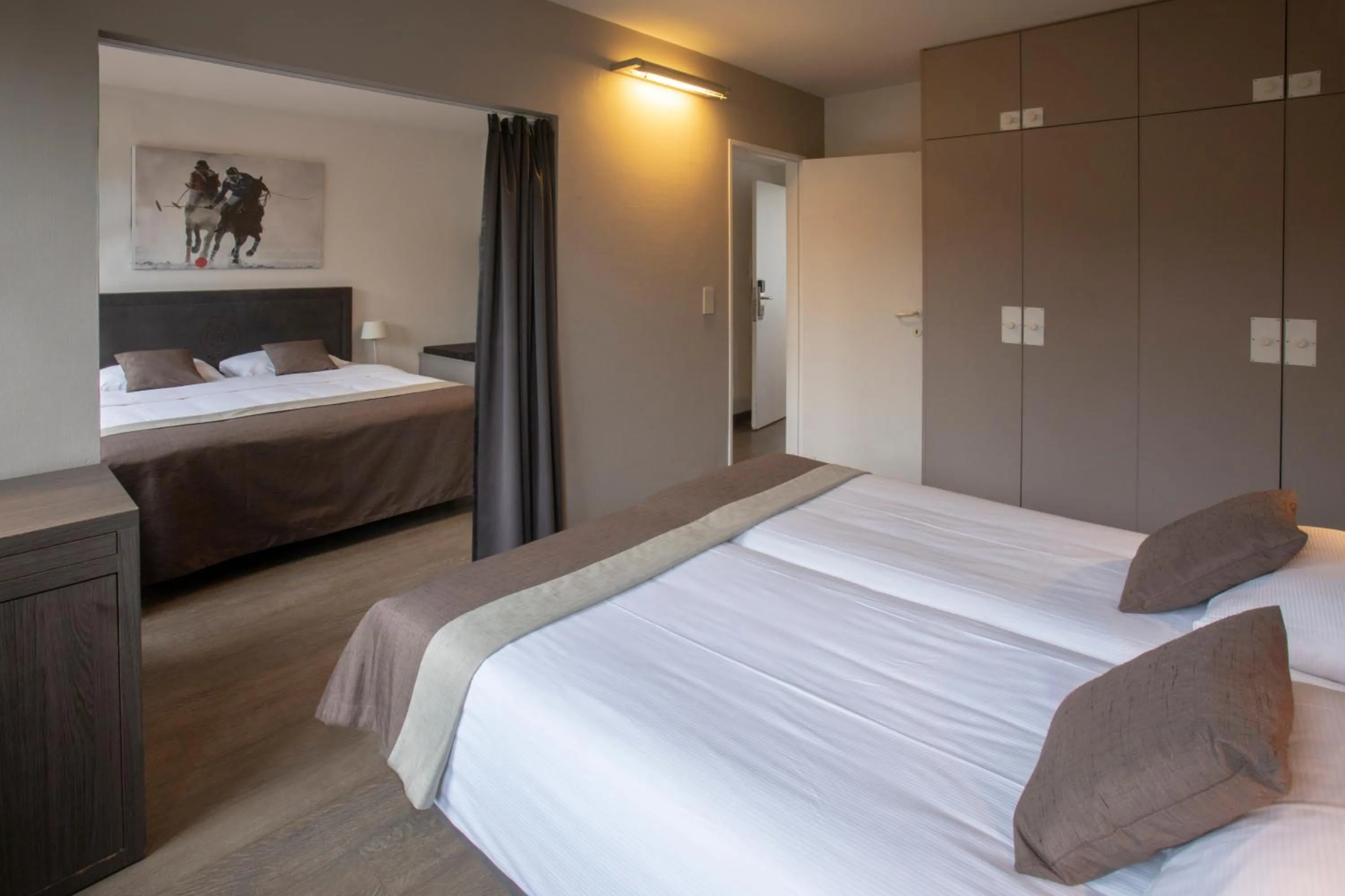 Bed in Hotel Auberge St. Pol