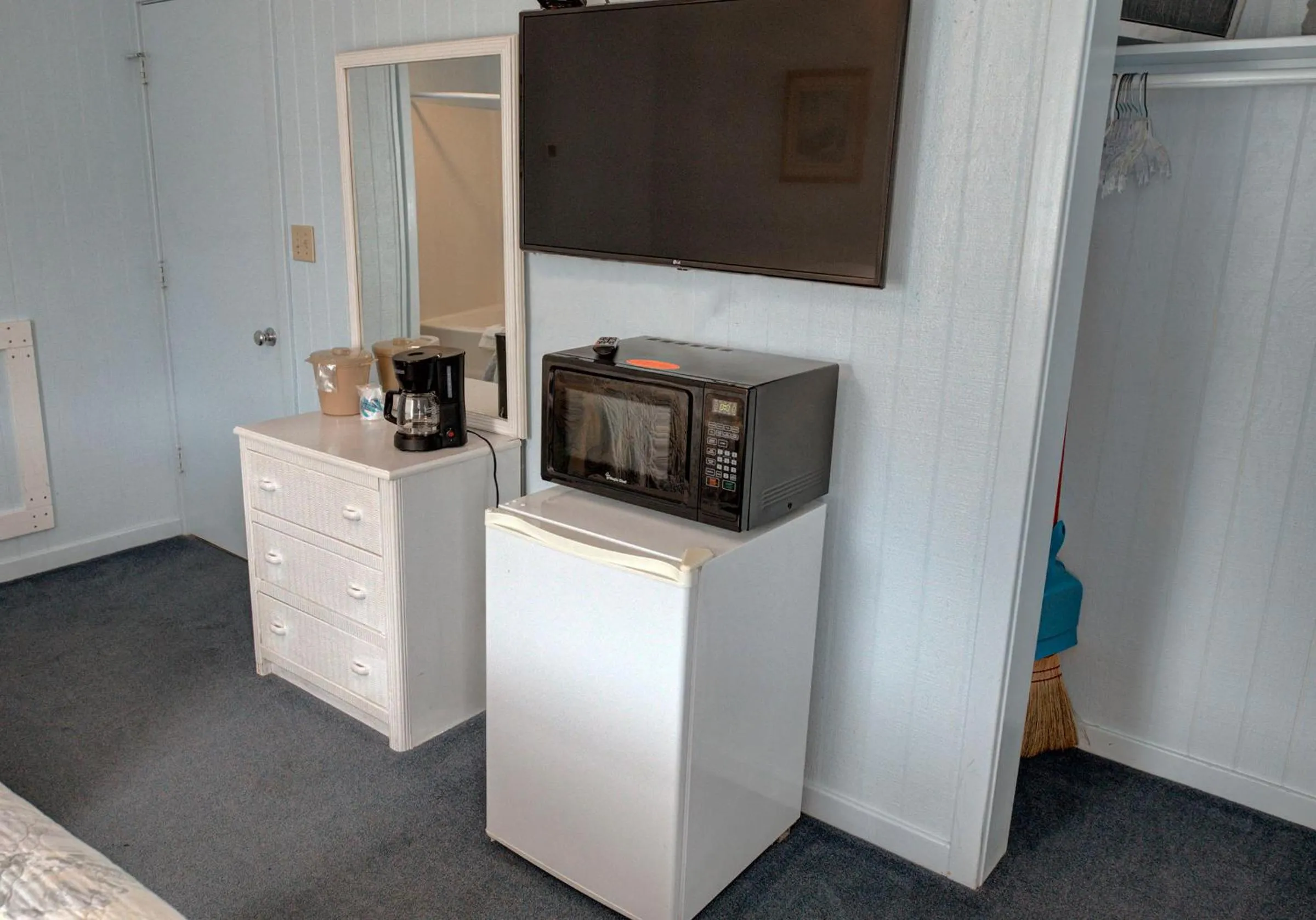 Outer Banks Motel - Village Accommodations