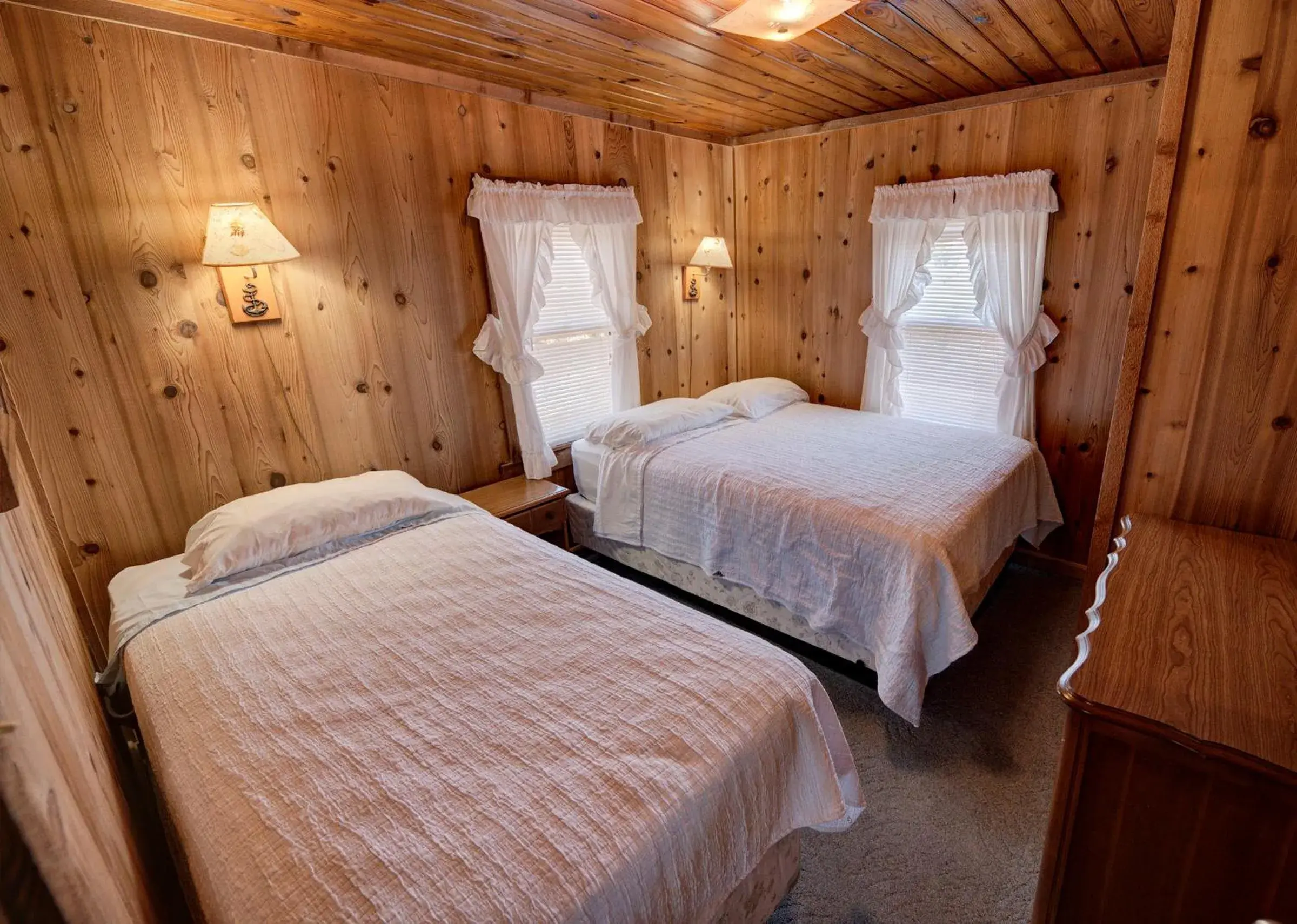 Two-Bedroom Cottage in Outer Banks Motel - Village Accommodations Two-Bedroom Cottage in Outer Banks Motel - Village Accommodations