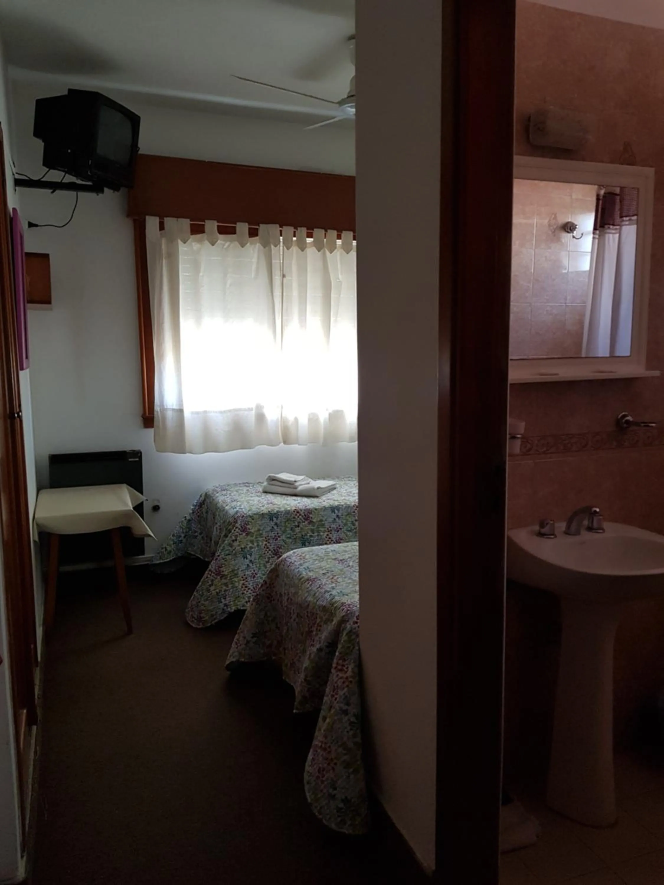 Photo of the whole room, Bed in Hotel El Cisne