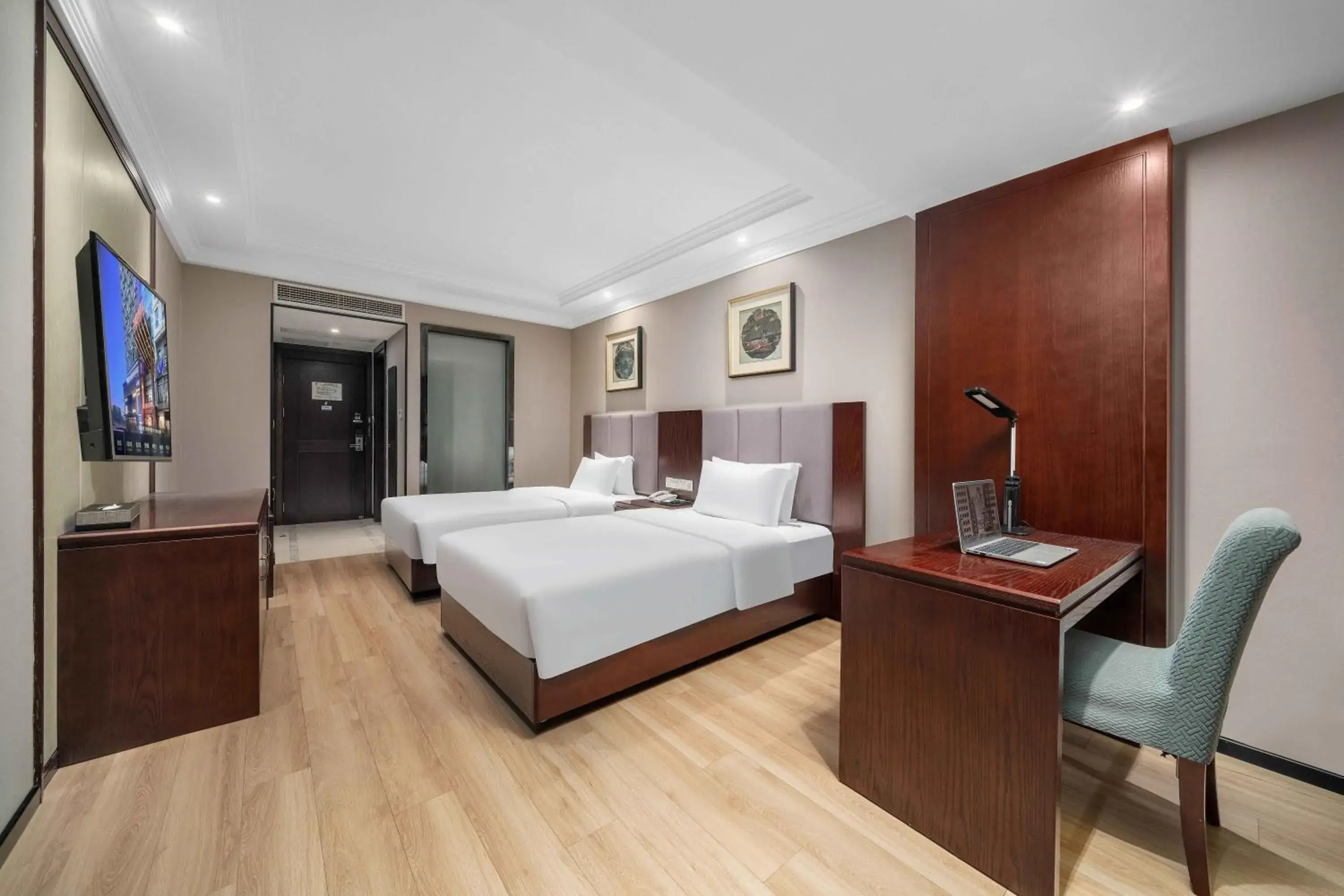 Deluxe Twin Room in Huzhou Wealth Hotel Deluxe Twin Room in Huzhou Wealth Hotel