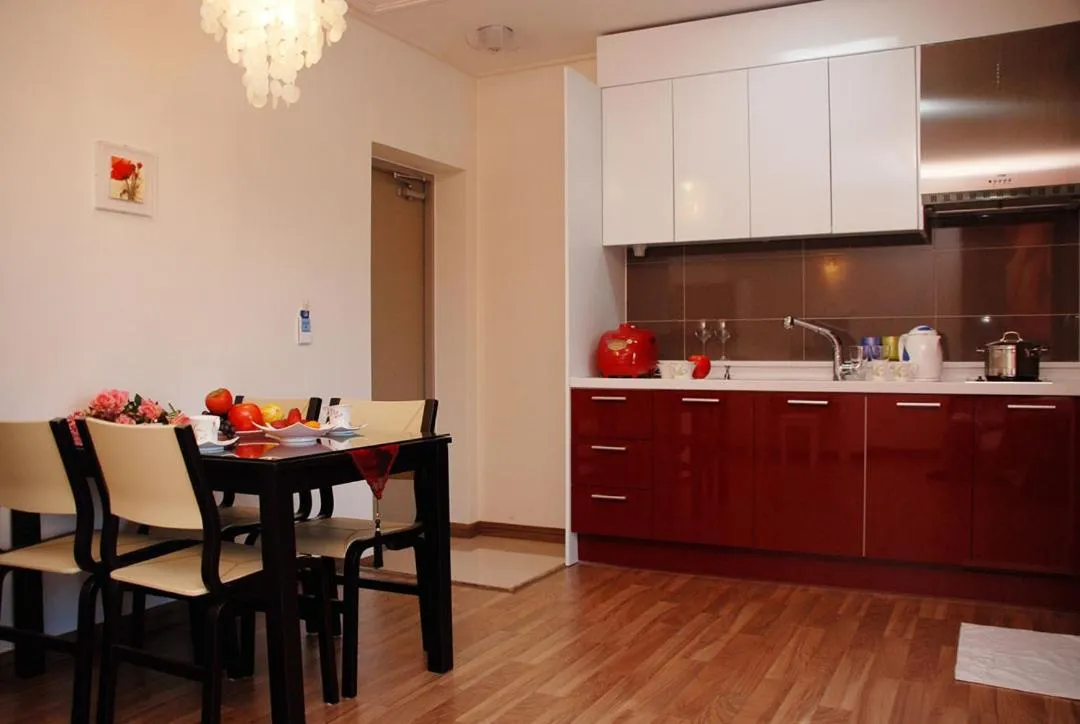 Moonlight Blue Pension