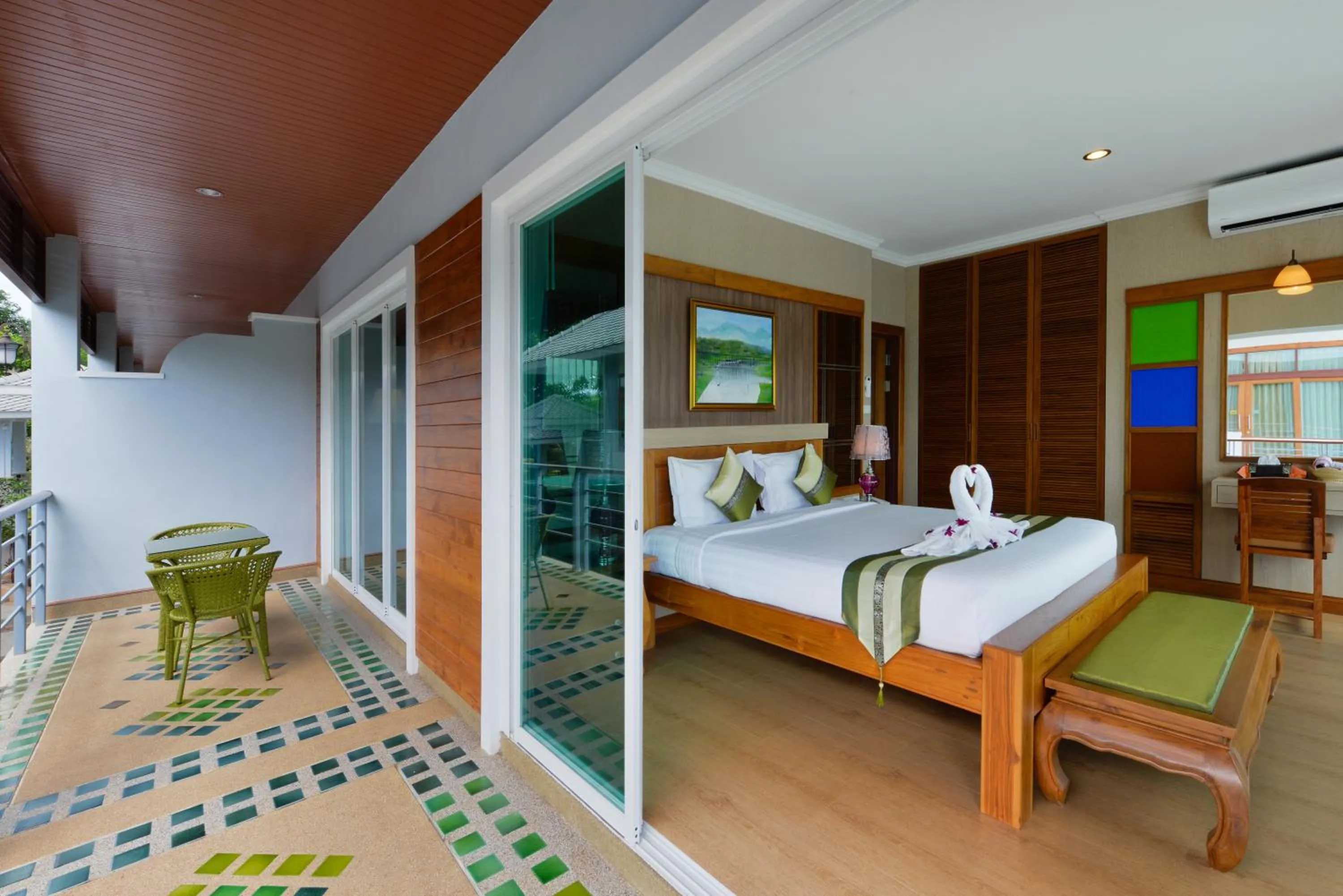 Photo of the whole room, Bed in Princess River Kwai Hotel