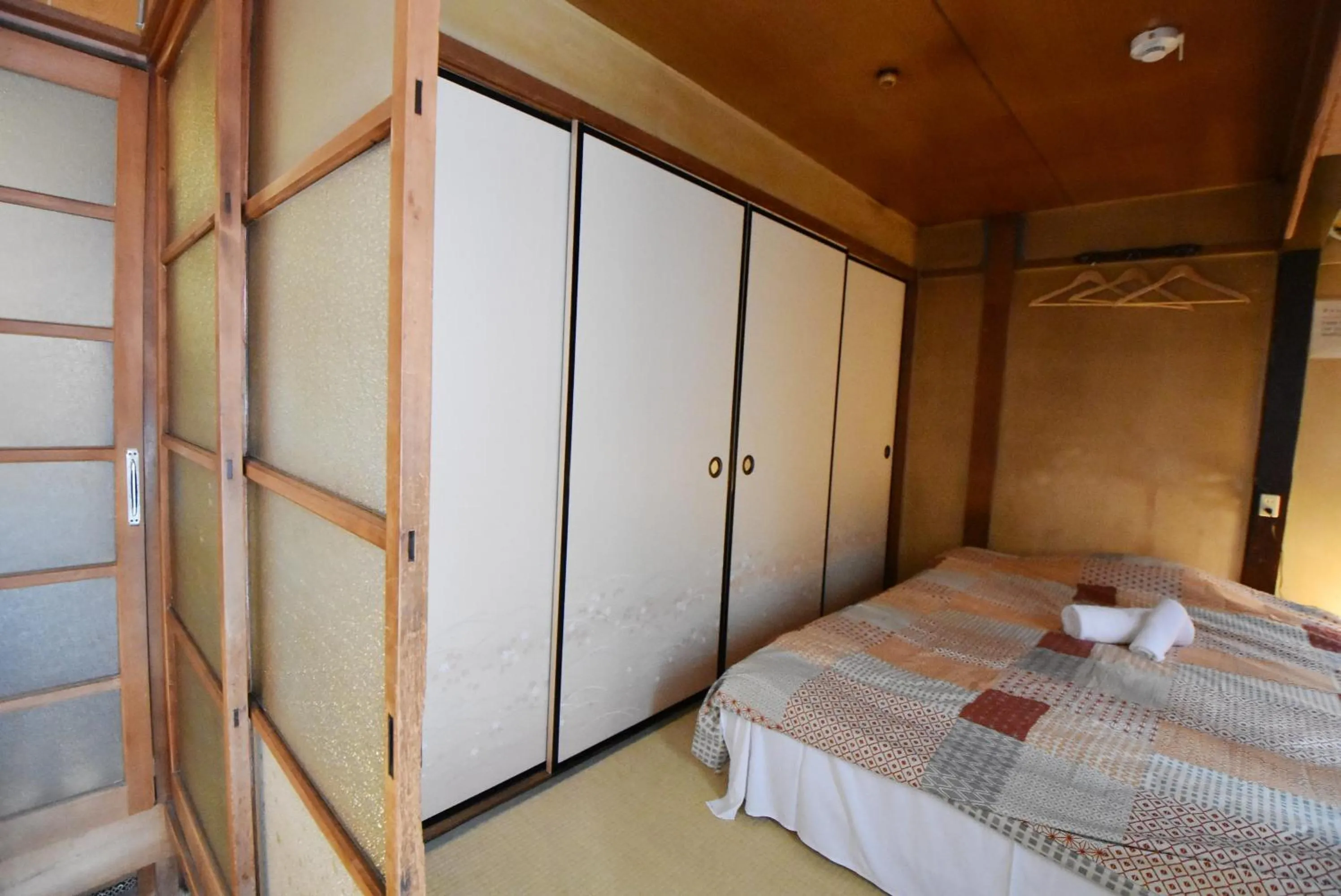Bedroom, Bed in Oyado Sanjo Machiya