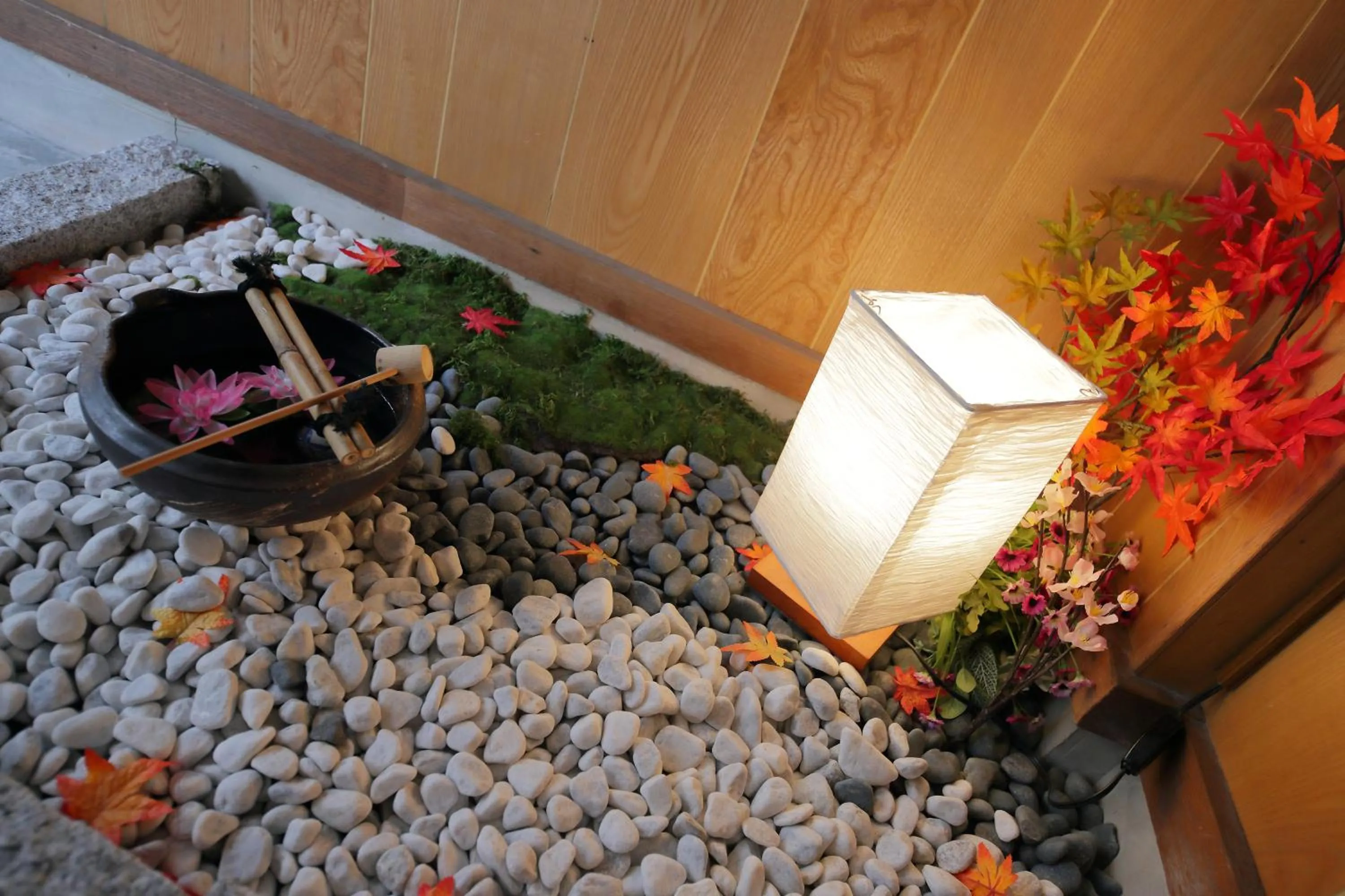 Decorative detail in Oyado Sanjo Machiya