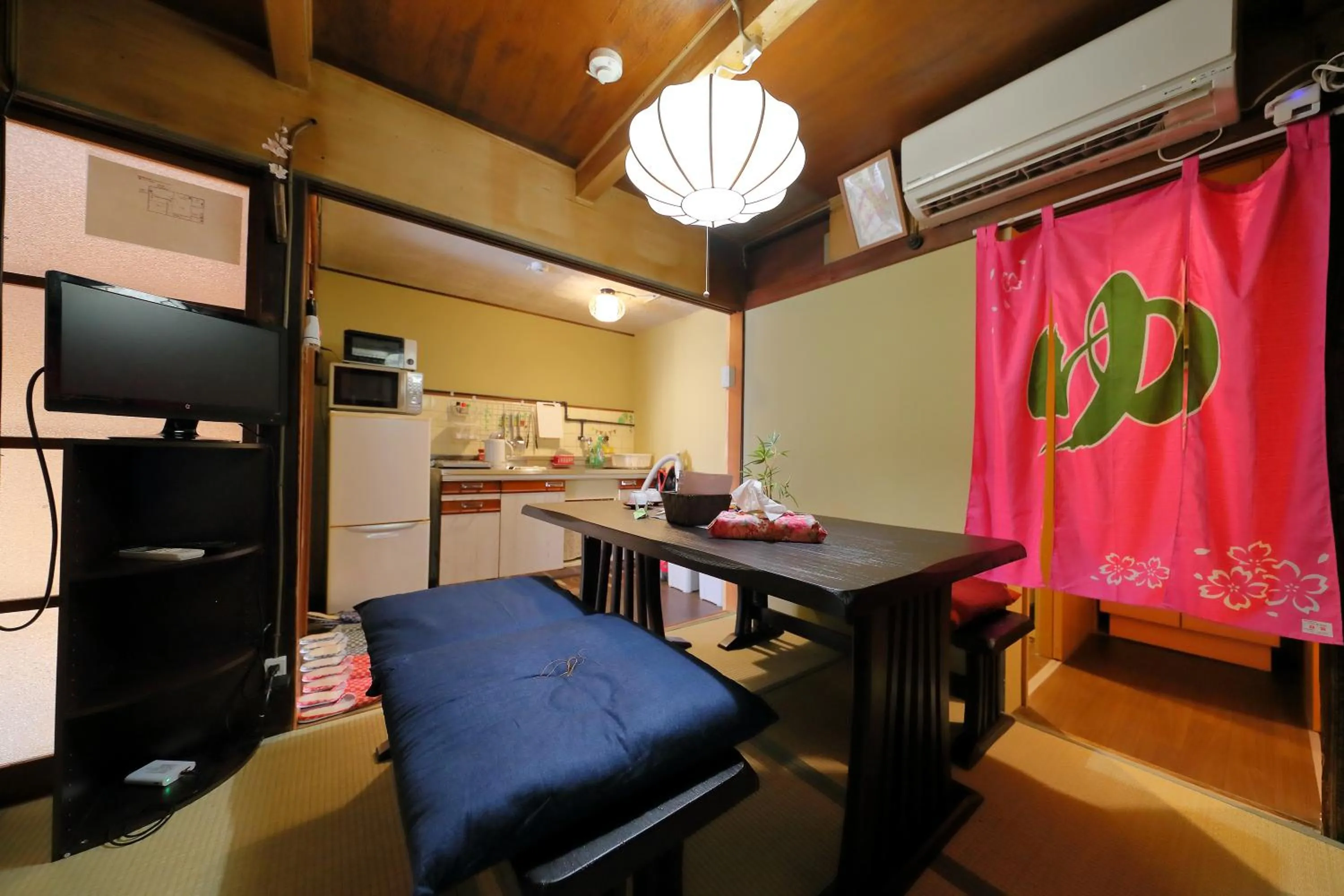 Living room in Oyado Sanjo Machiya