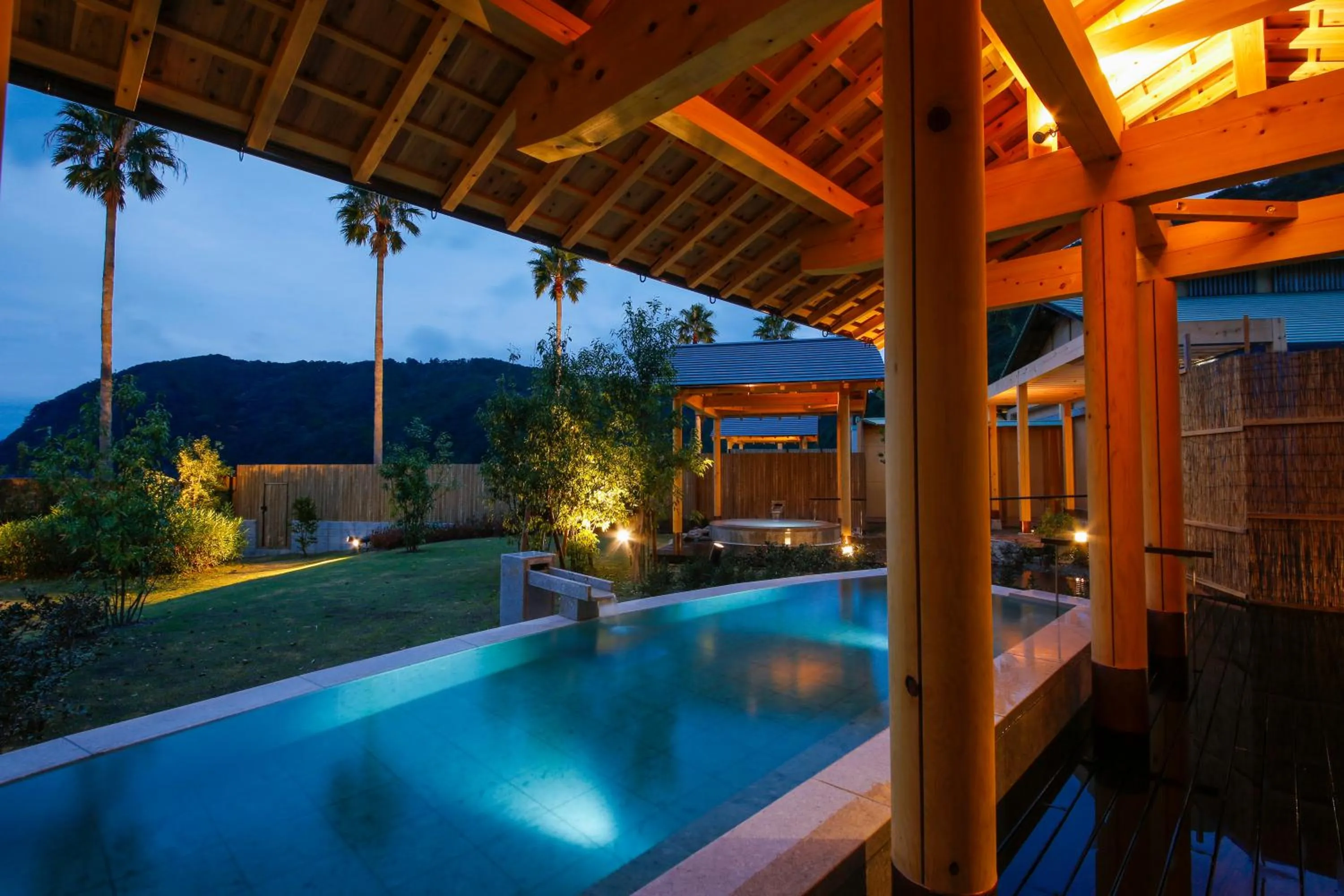 Hot Spring Bath in Hotel Tokinoza