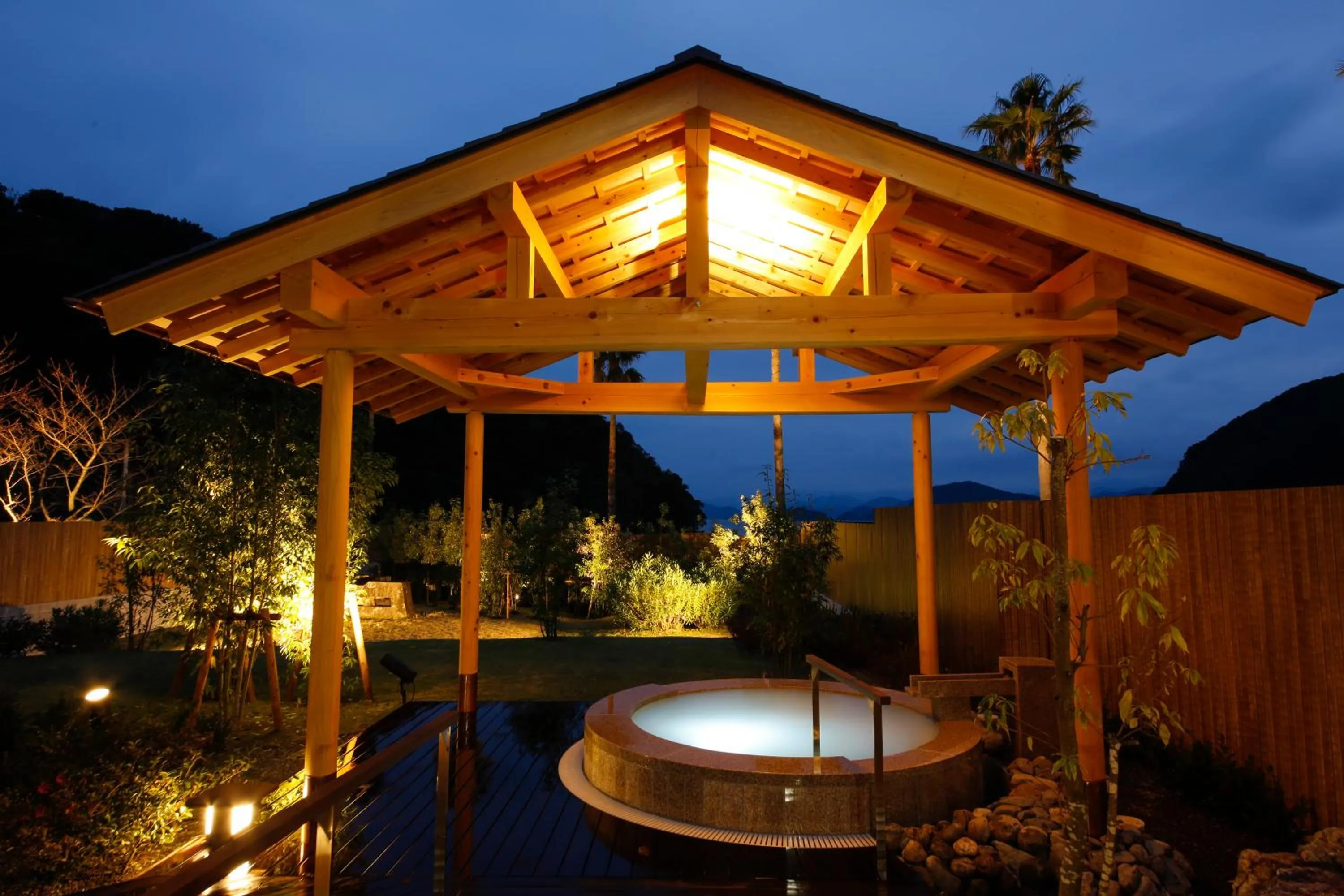 Hot Spring Bath in Hotel Tokinoza
