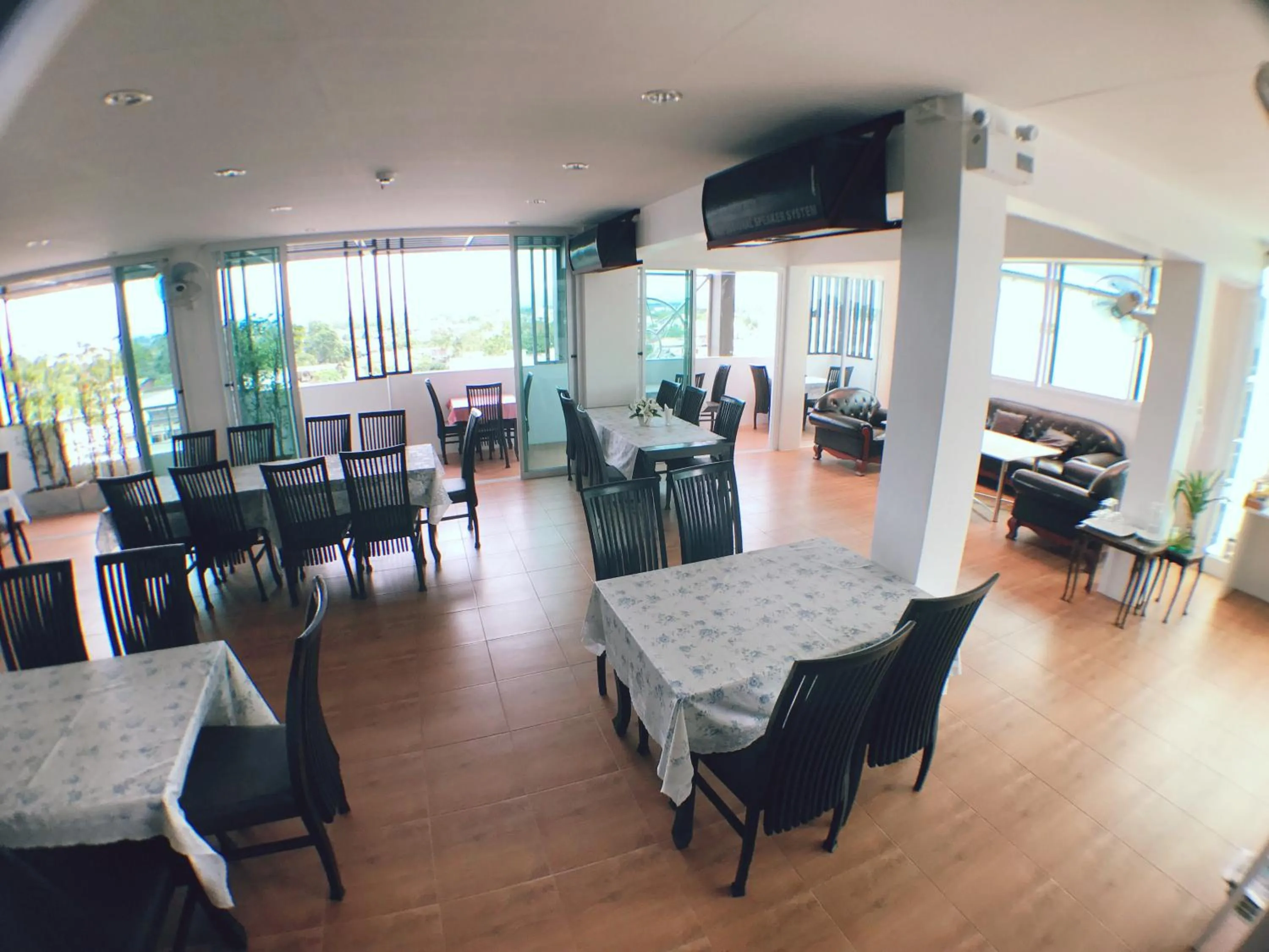 Communal lounge/ TV room in Namthip Residence