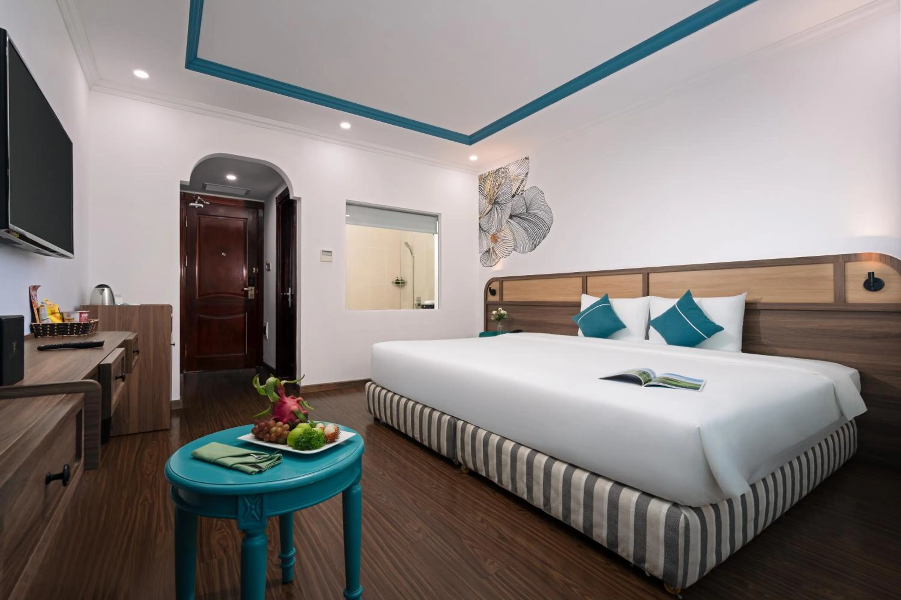Bed in Paracel Beach Hotel