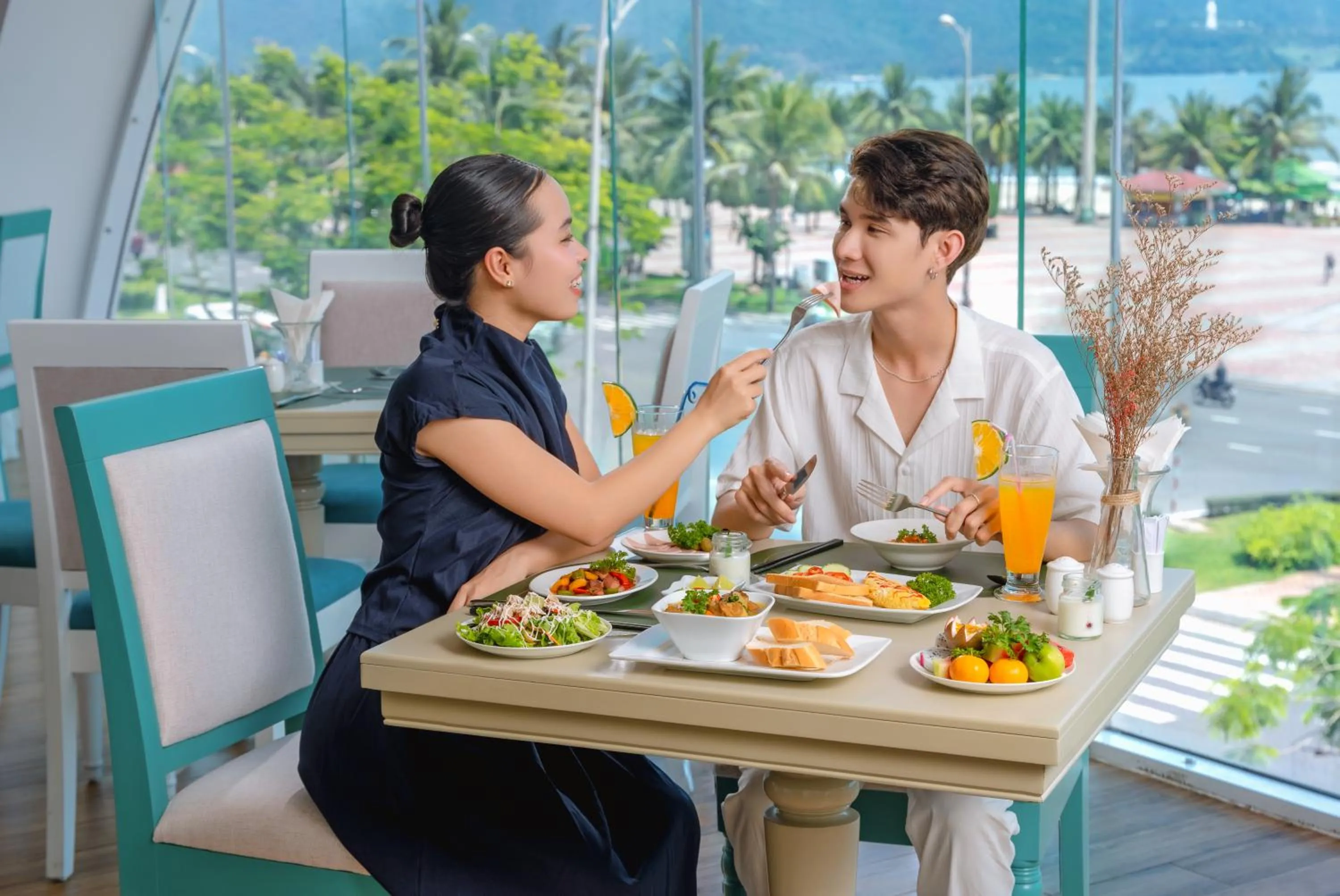 Food in Paracel Beach Hotel