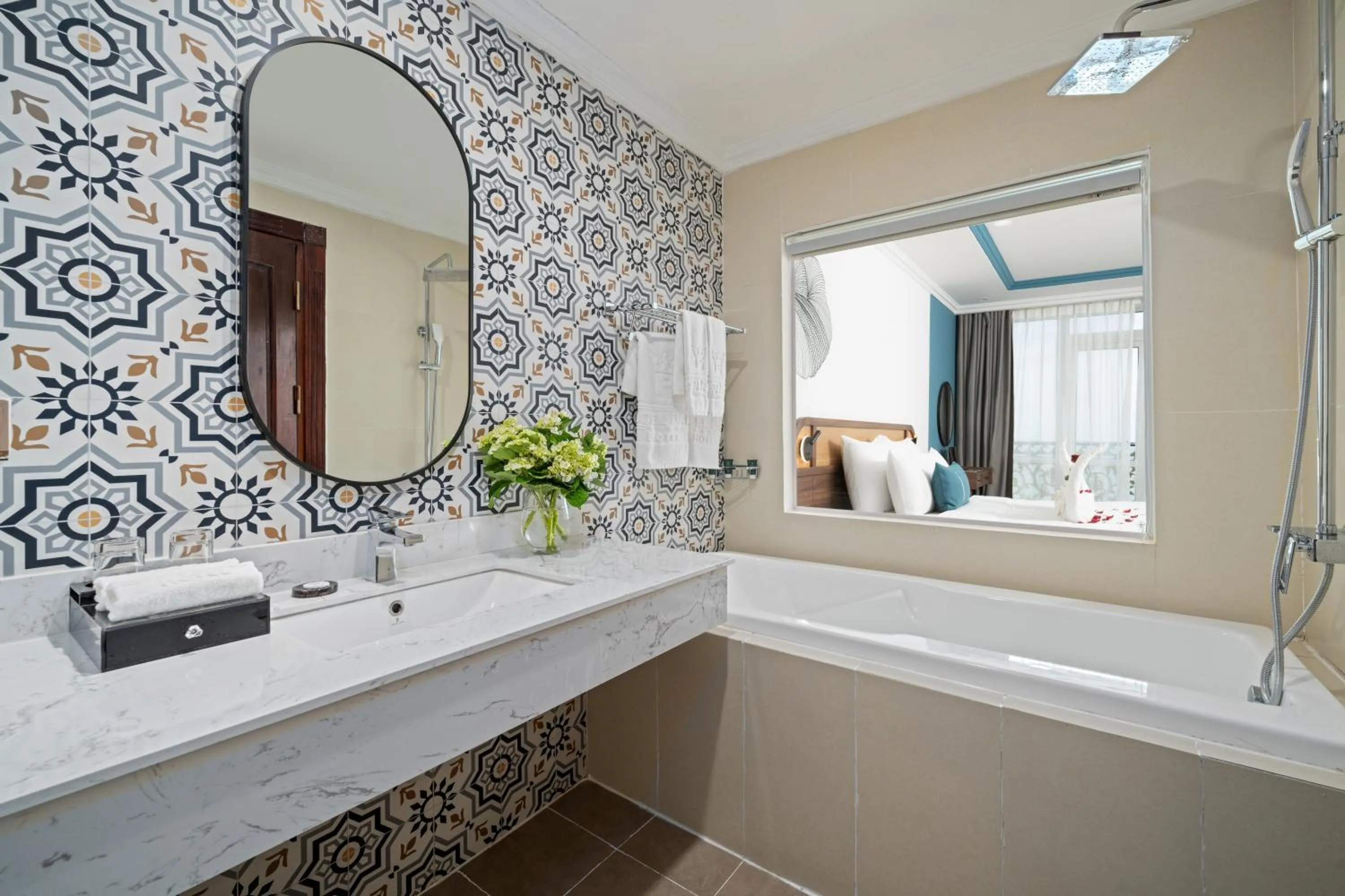 Bathroom in Paracel Beach Hotel