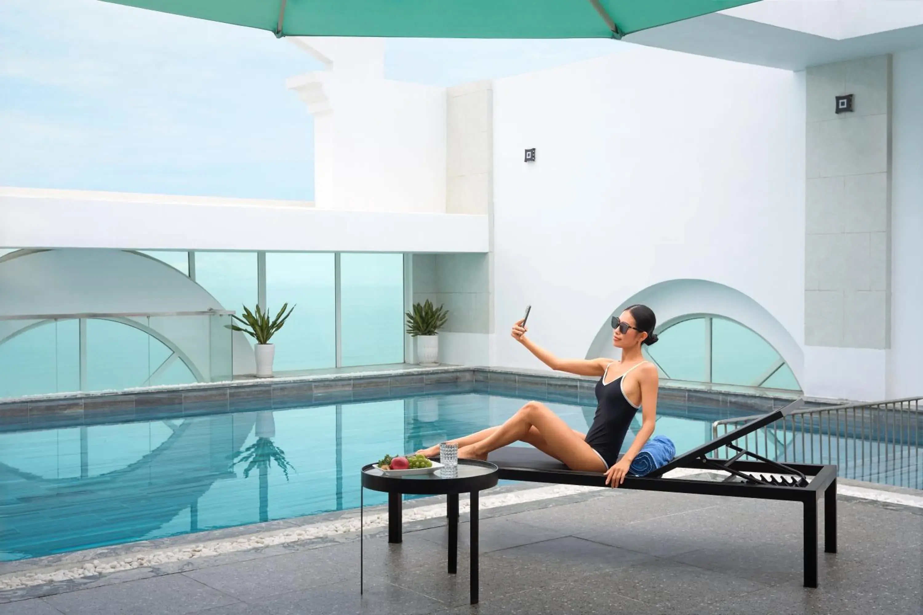 Pool view in Paracel Beach Hotel Pool view in Paracel Beach Hotel