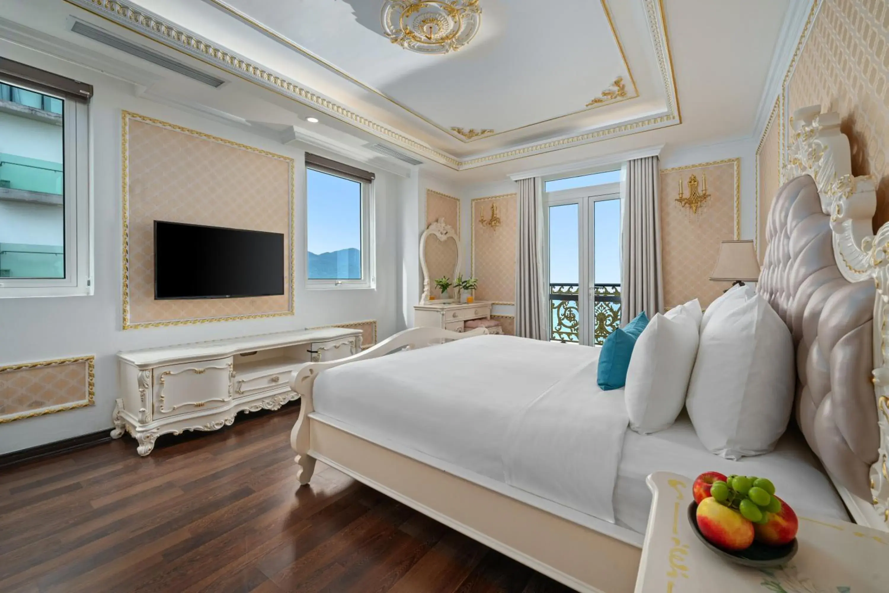 Bed in Paracel Beach Hotel Bed in Paracel Beach Hotel