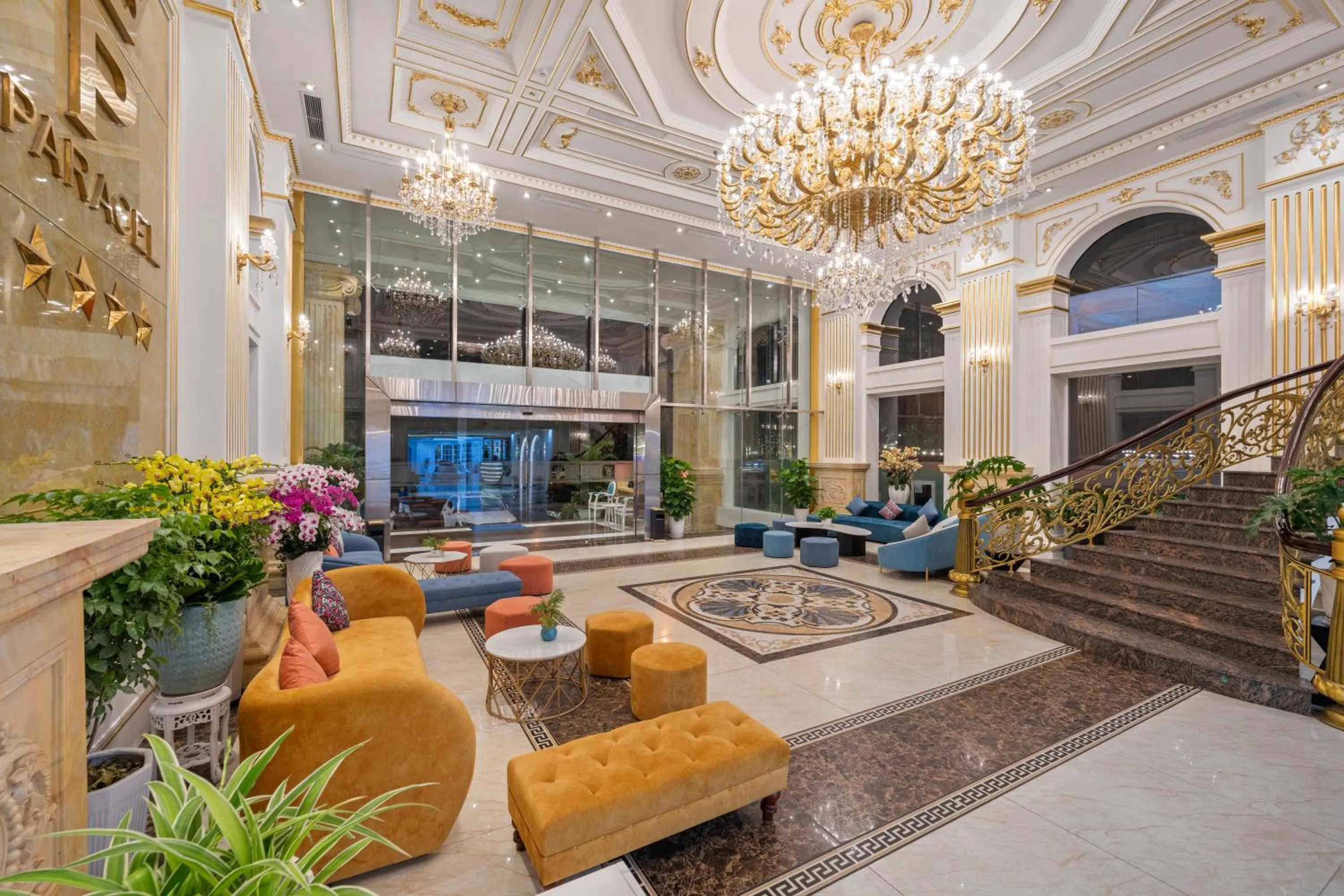 Living room in Paracel Beach Hotel