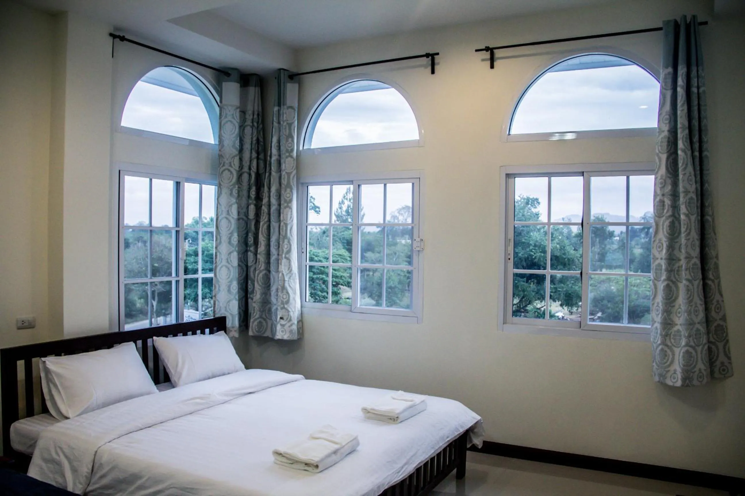 Plern Pitch Residence