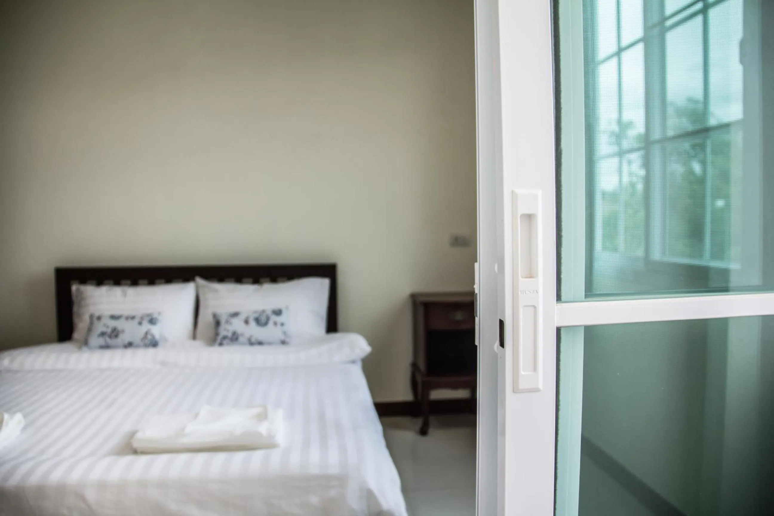 Plern Pitch Residence