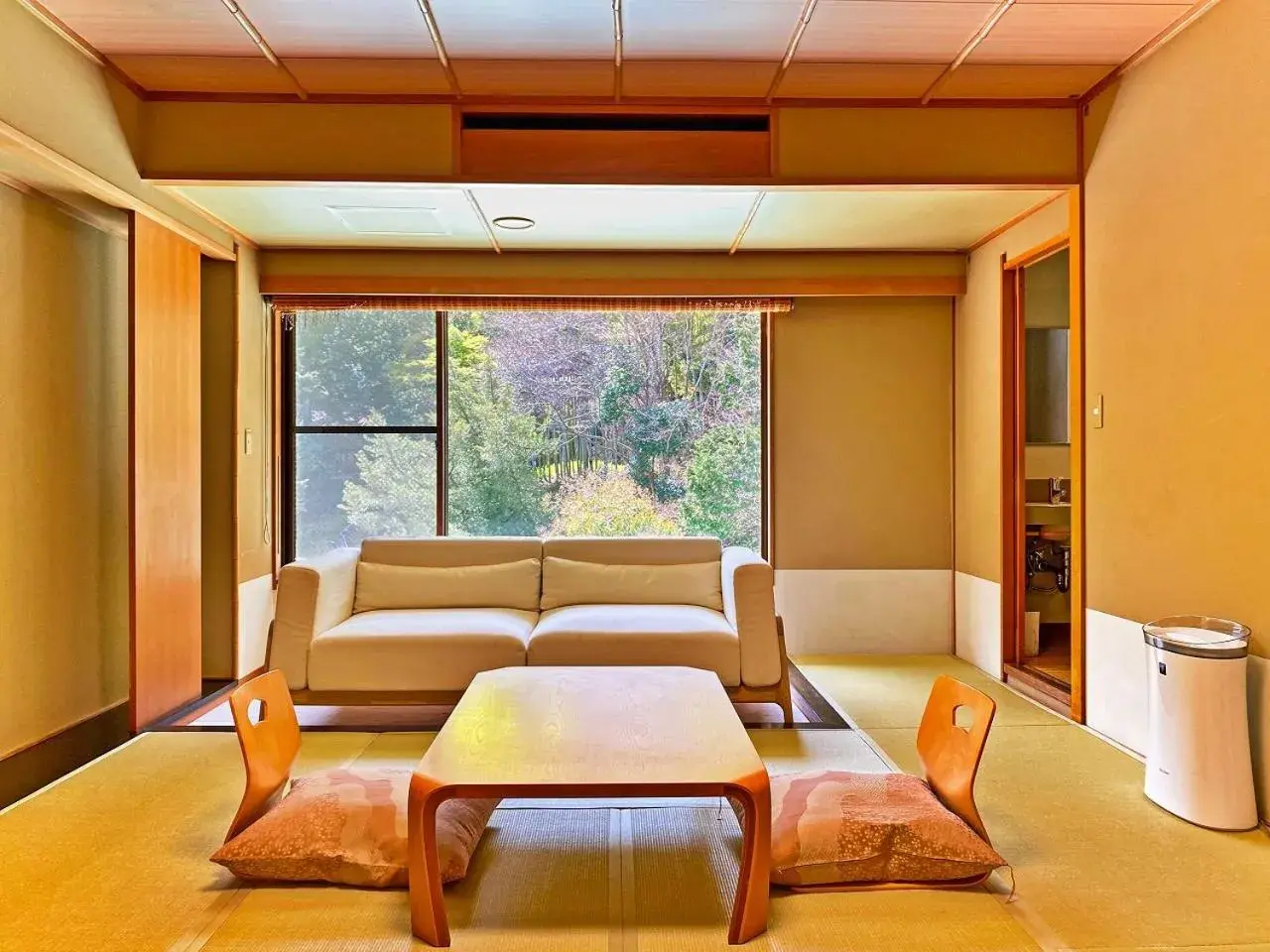 Superior Quadruple Room - single occupancy in Honjin Superior Quadruple Room - single occupancy in Honjin
