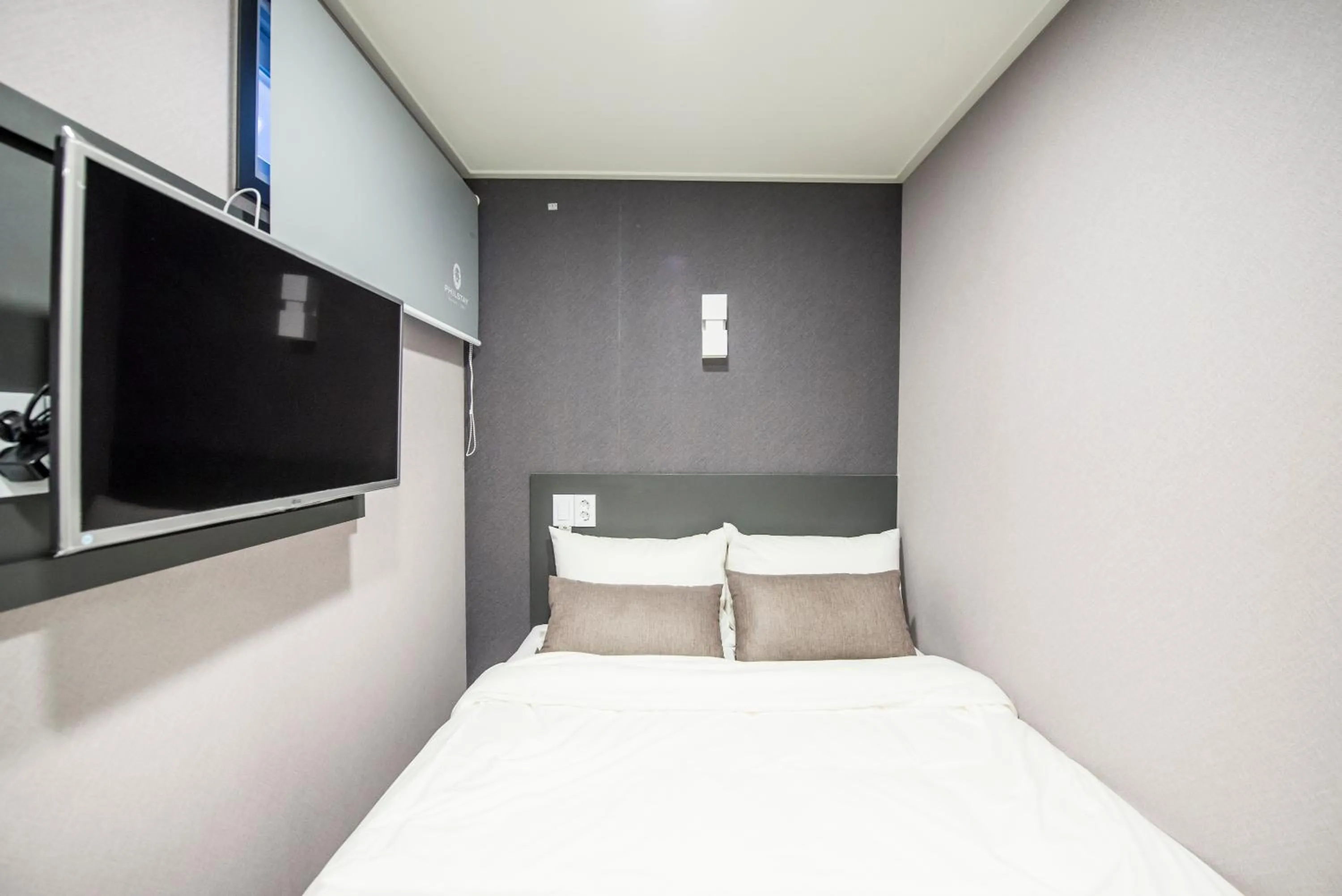 Bedroom, Bed in Philstay Myeongdong Metro