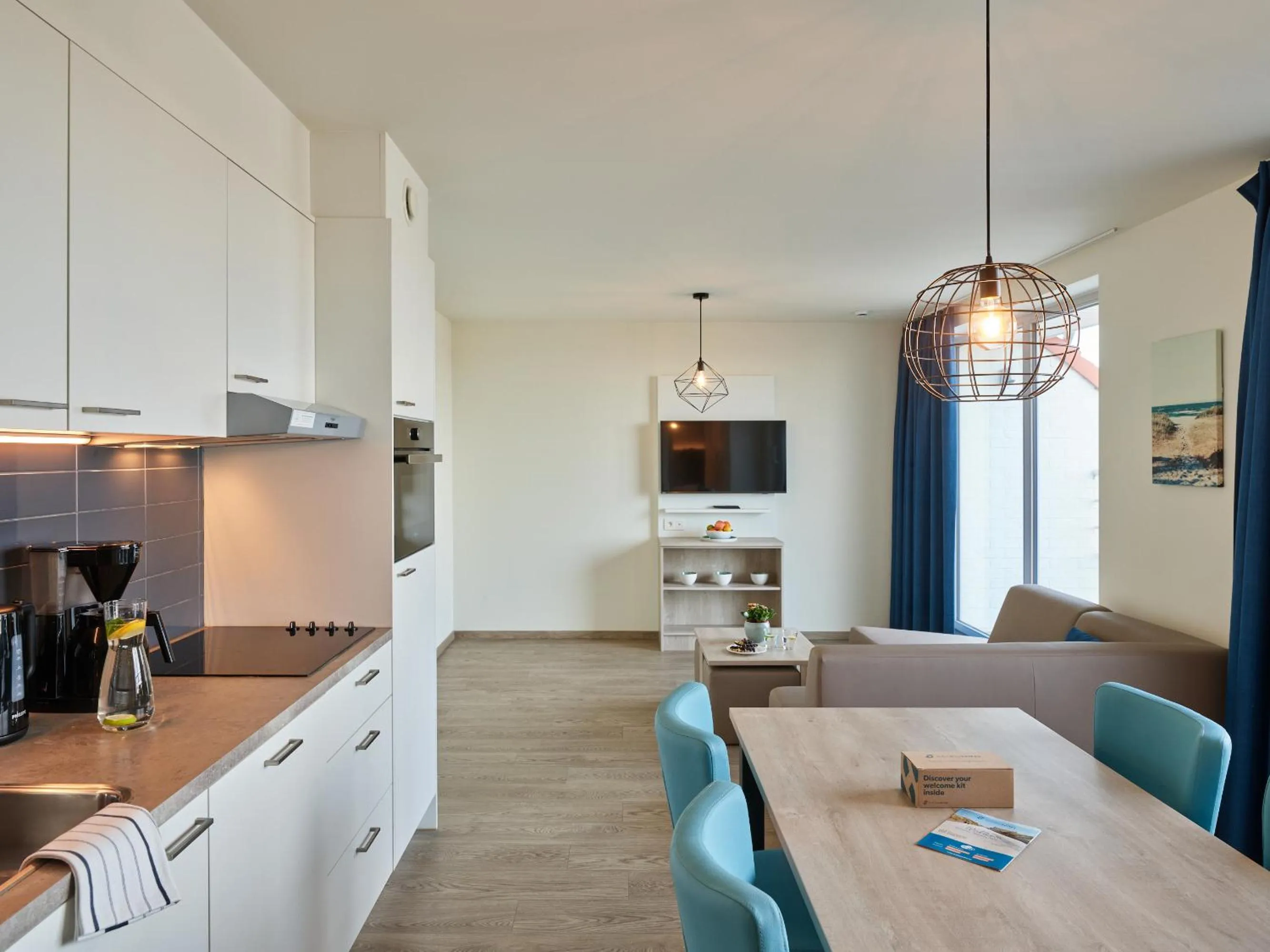 Kitchen or kitchenette in Holiday Suites Zeebrugge