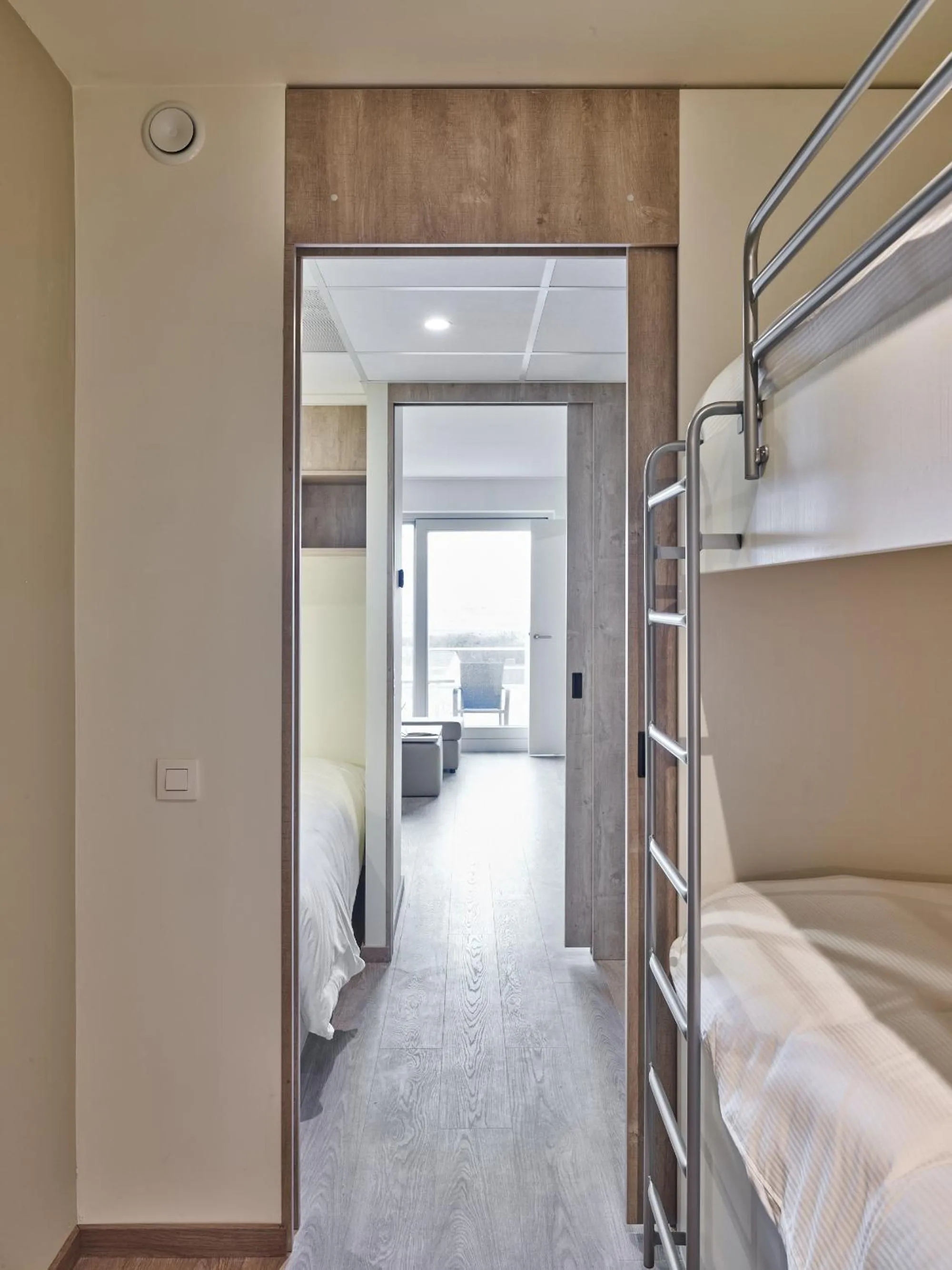 bunk bed, Bed in Holiday Suites Zeebrugge